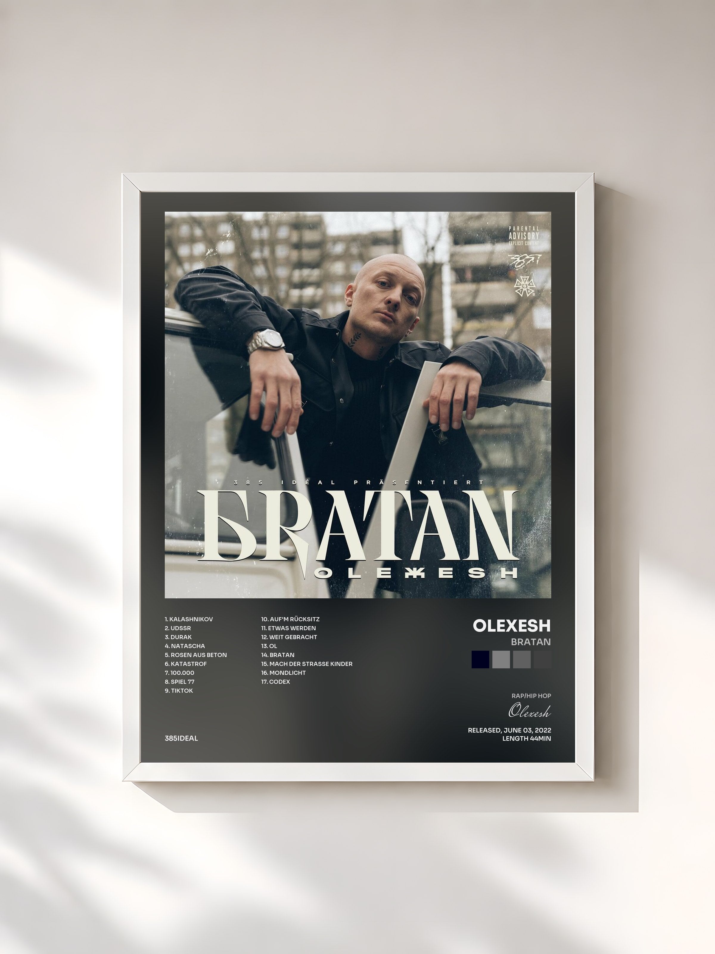 #blanc Tableau de l'album Bratan de Olexesh, cadre blanc, imprimé et encadré en France