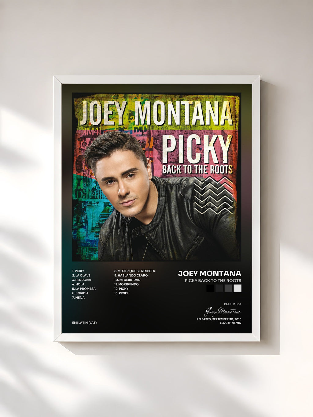 #blanc Picky Back To The Roots de Joey Montana en lámina enmarcada, marco blanco, impresa y enmarcada en Francia