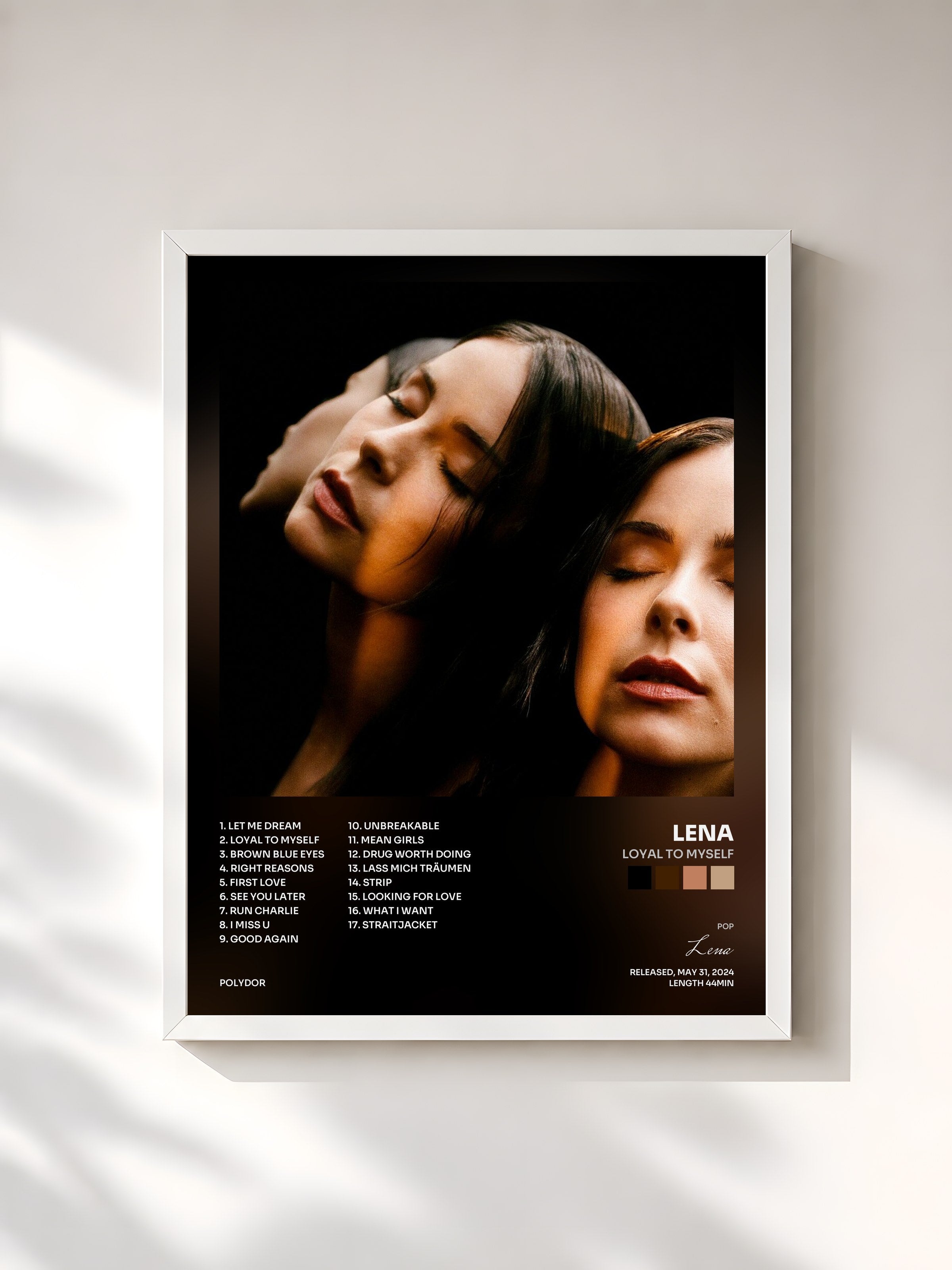 #blanc Tableau de l'album Loyal to myself de Lena, cadre blanc, imprimé et encadré en France