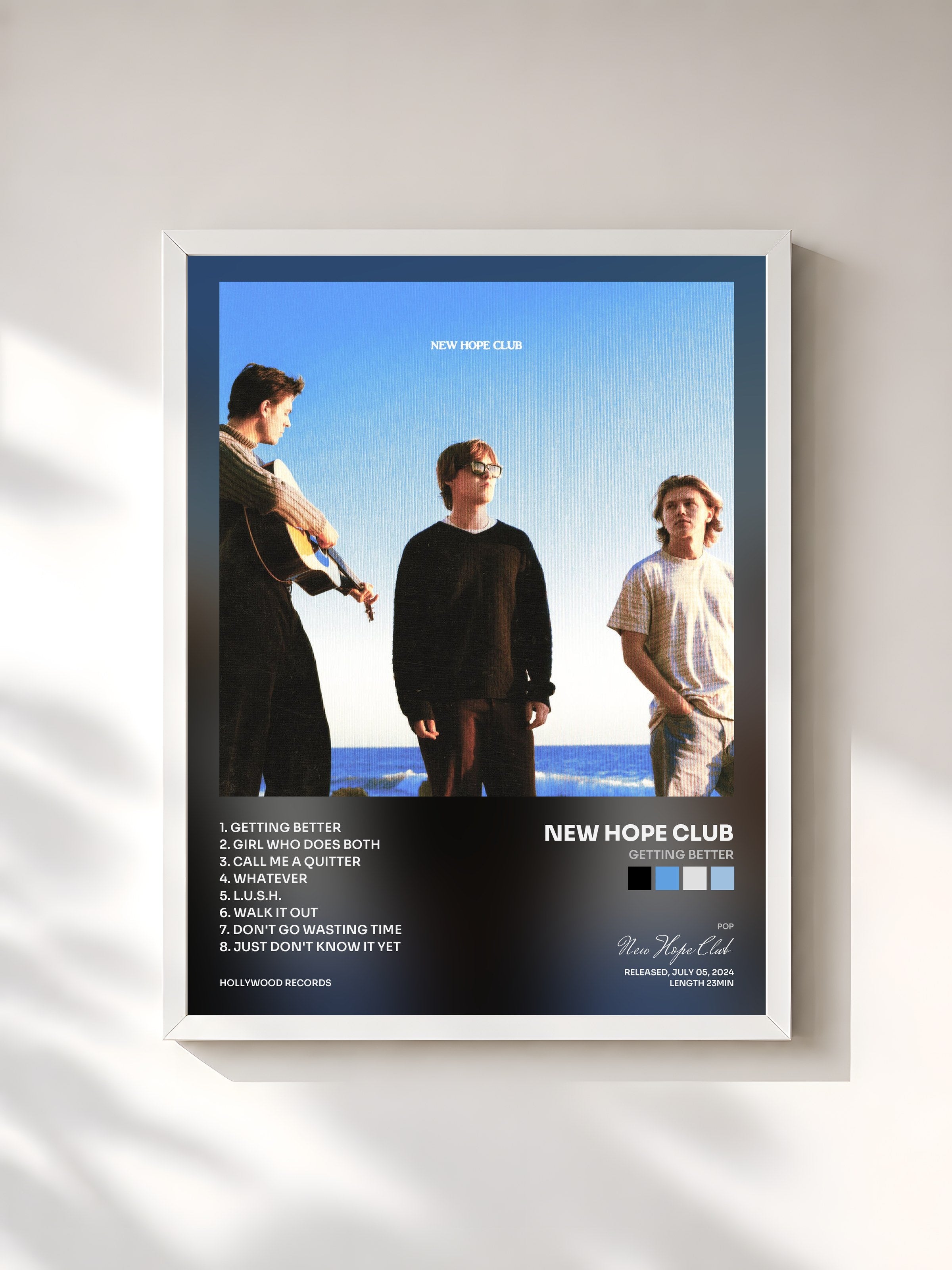 #blanc Tableau de l'album Getting Better de New Hope Club, cadre blanc, imprimé et encadré en France