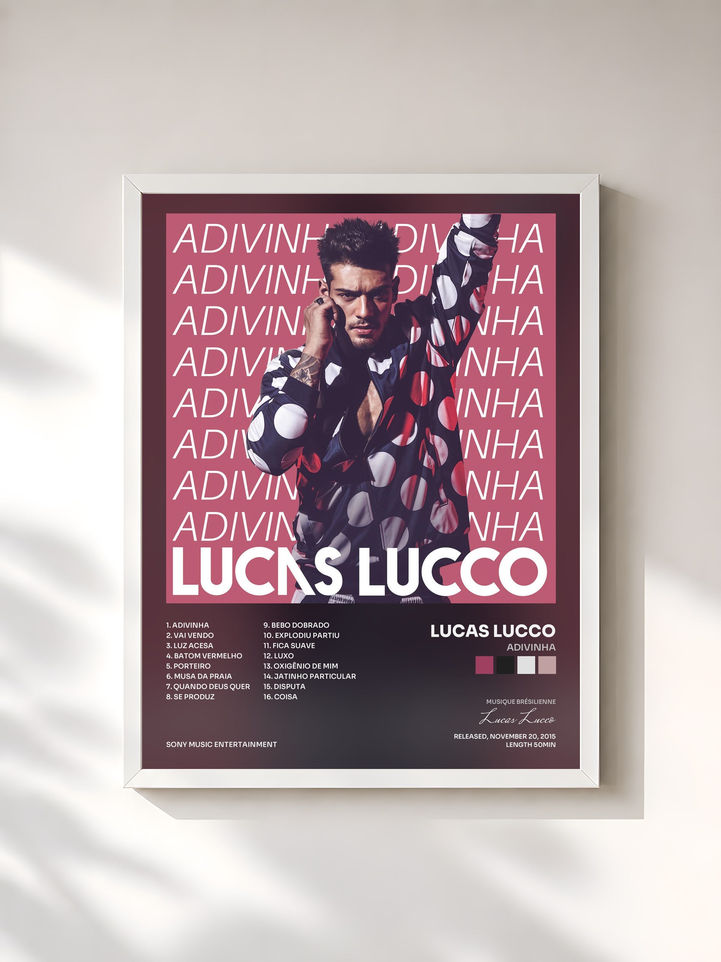 #blanc Tableau de l'album Adivinha de Lucas Lucco, cadre blanc, imprimé et encadré en France