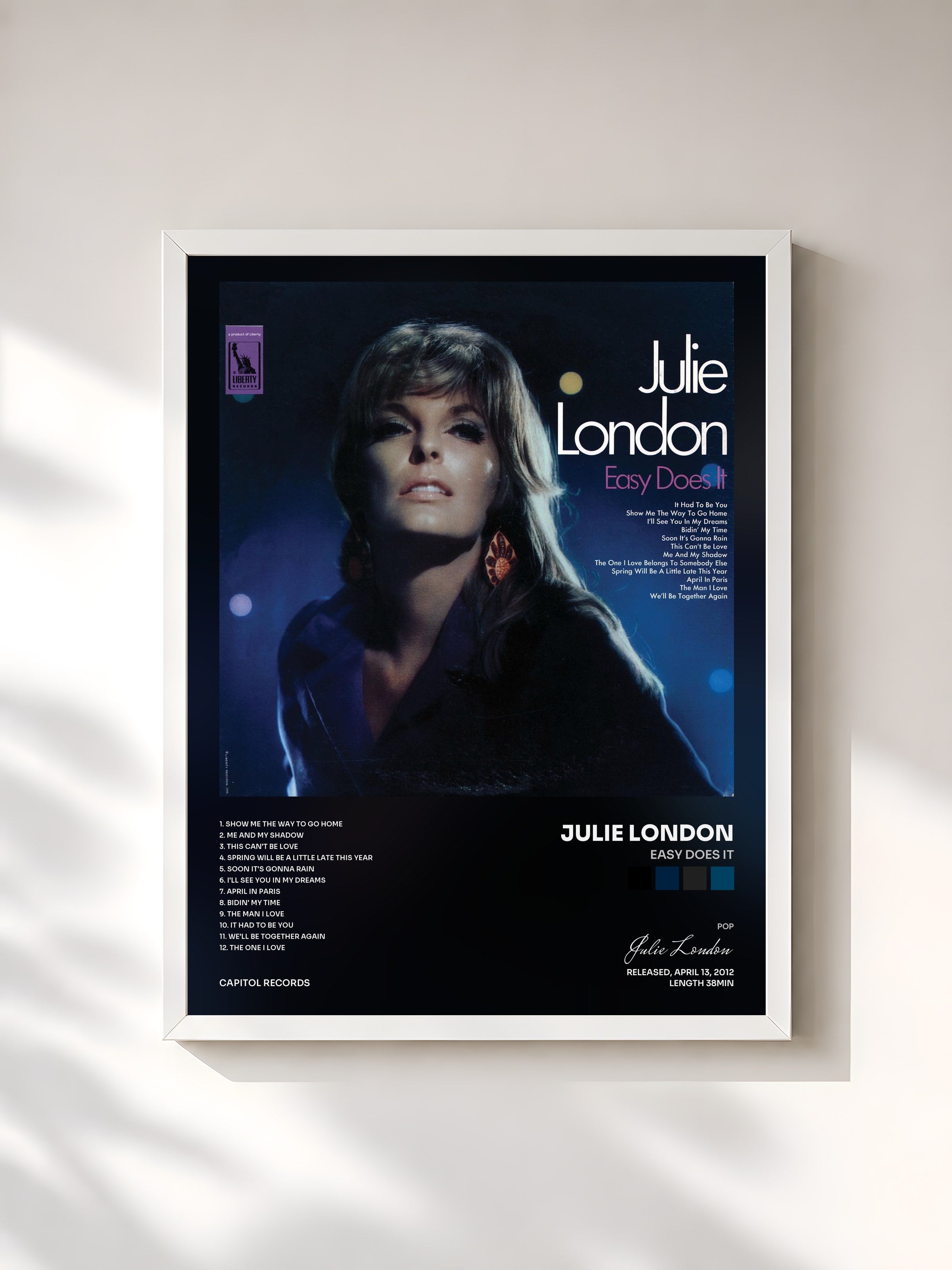 #blanc Tableau de l'album Easy Does It de Julie London, cadre blanc, imprimé et encadré en France