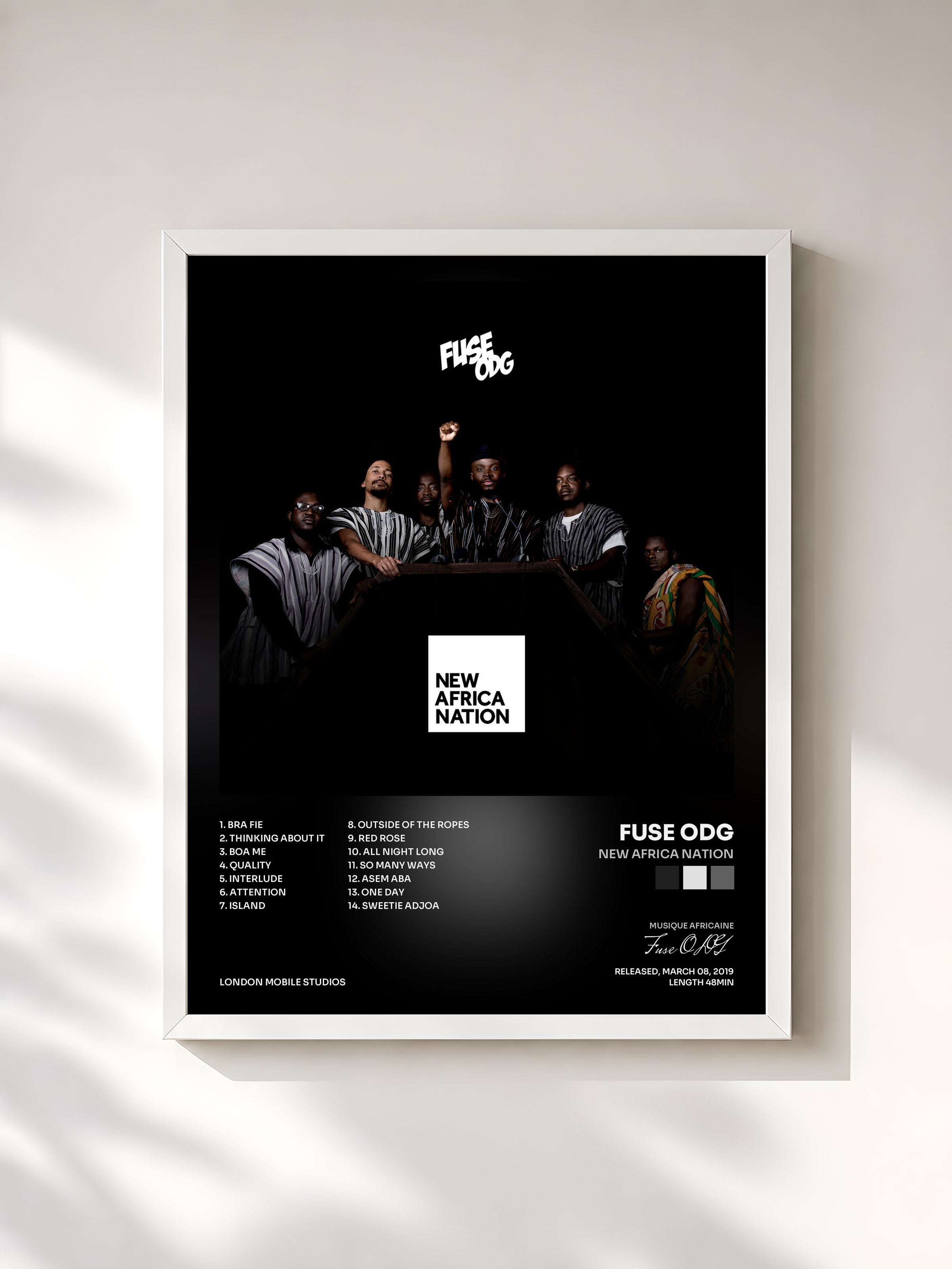 #blanc Tableau de l'album New Africa Nation de Fuse ODG, cadre blanc, imprimé et encadré en France