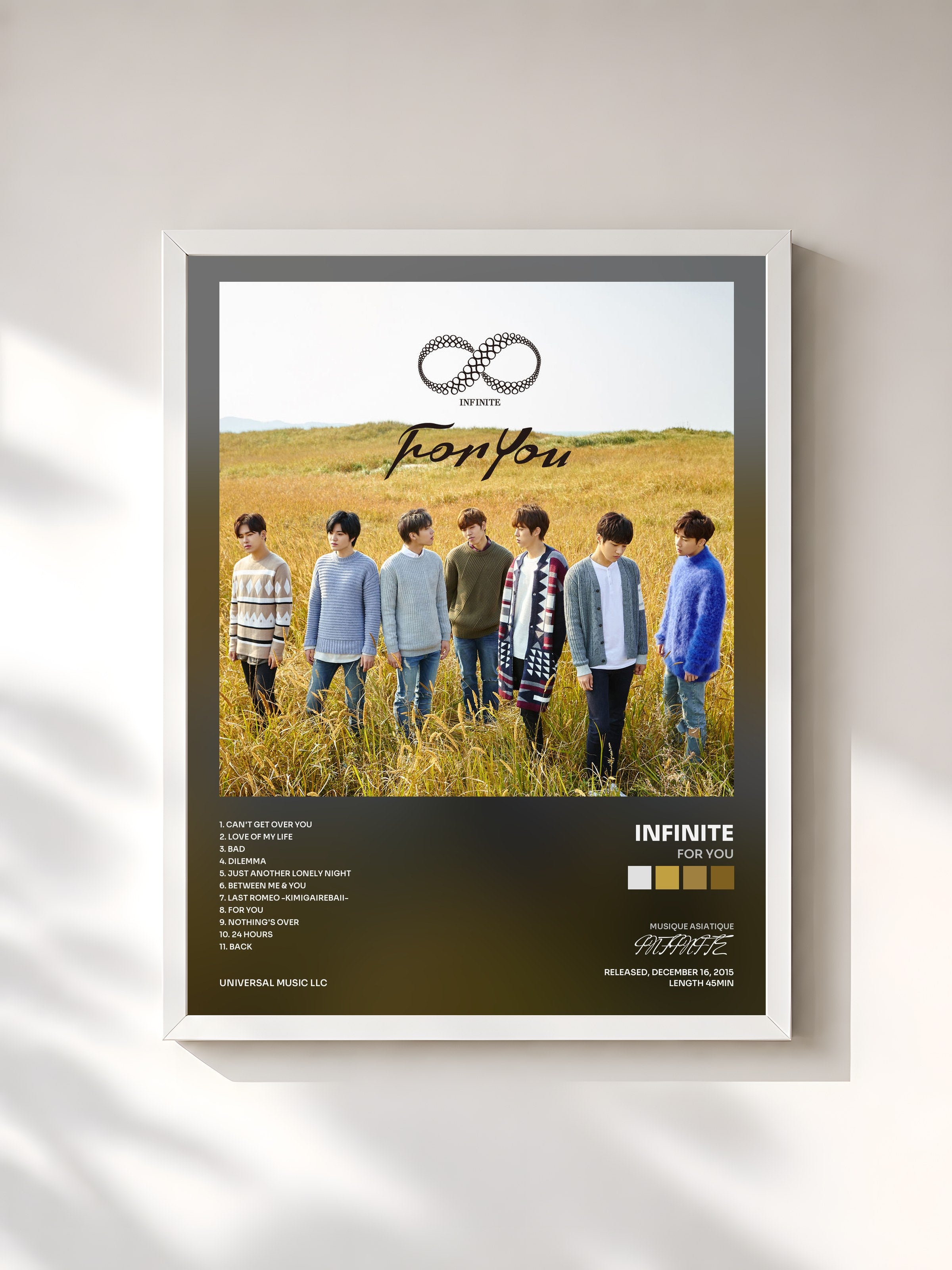 #blanc Tableau de l'album For You de INFINITE, cadre blanc, imprimé et encadré en France