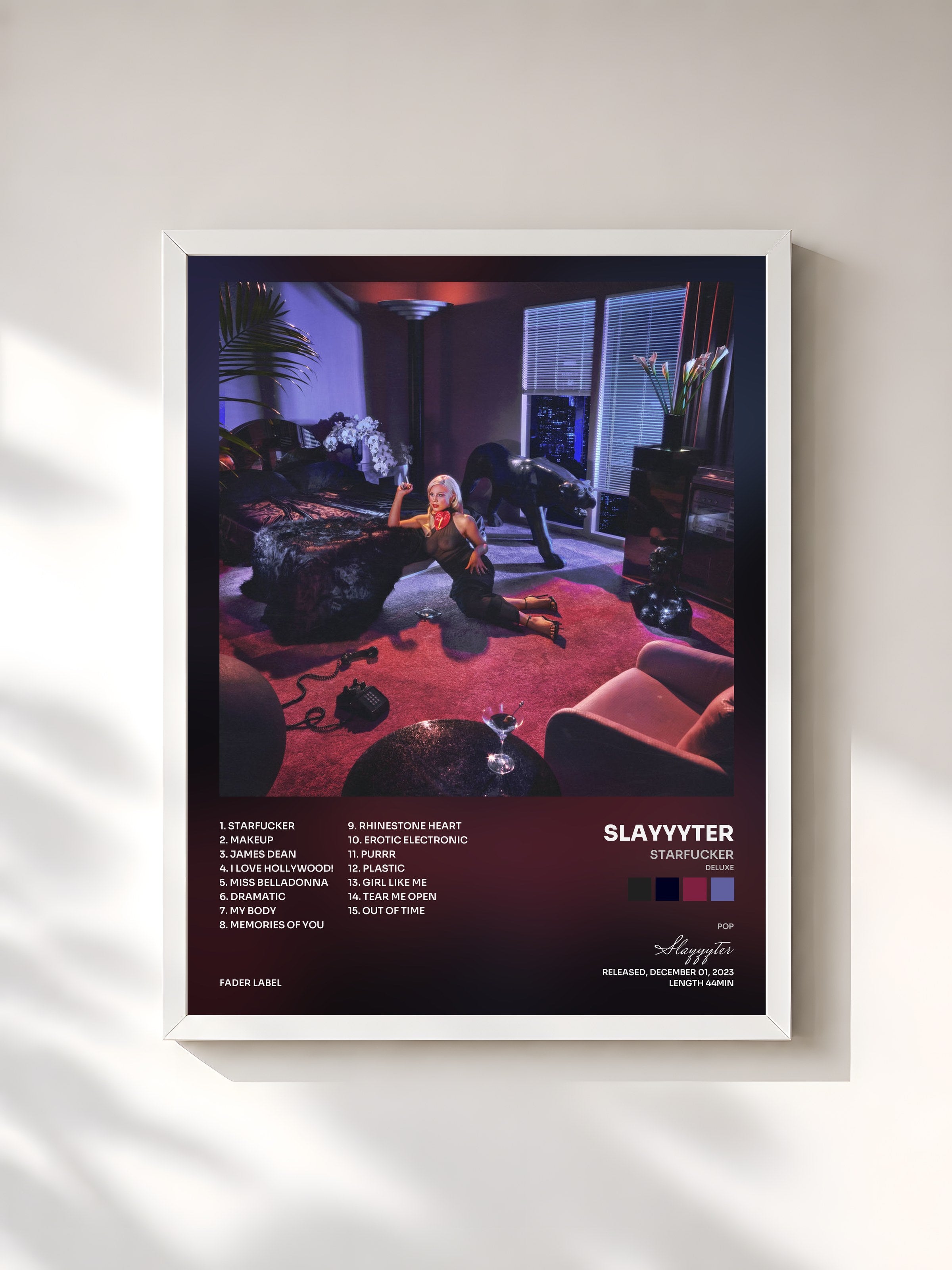 #blanc Tableau de l'album STARFUCKER (Deluxe) de Slayyyter, cadre blanc, imprimé et encadré en France