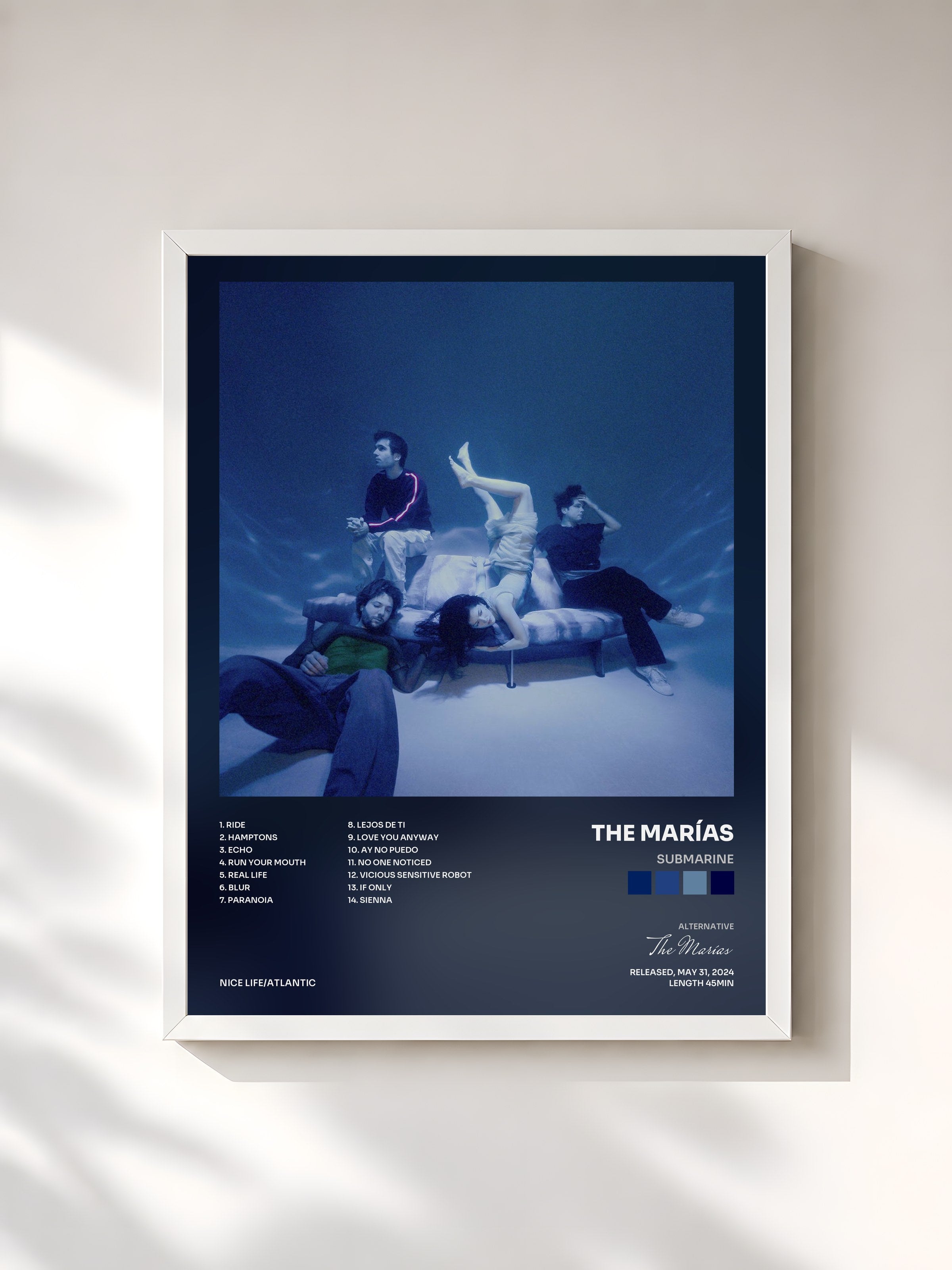 #blanc Tableau de l'album Submarine de The Marías, cadre blanc, imprimé et encadré en France