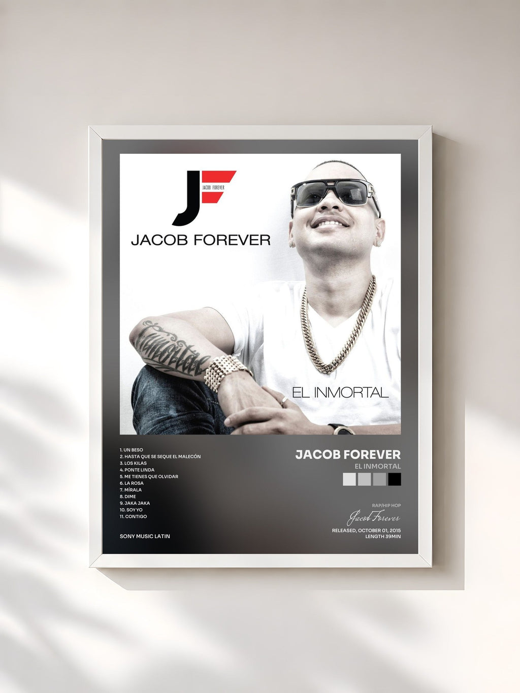 #blanc El Inmortal by Jacob Forever as a framed art print, white frame, printed and framed in France