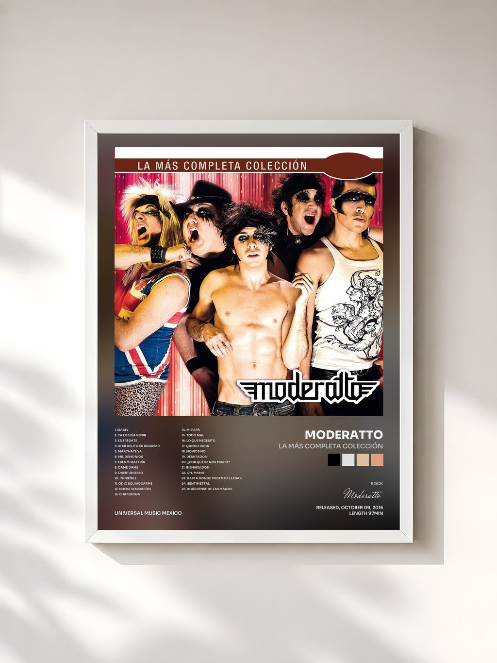 #blanc La Más Completa Colección by Moderatto as a framed art print, white frame, printed and framed in France