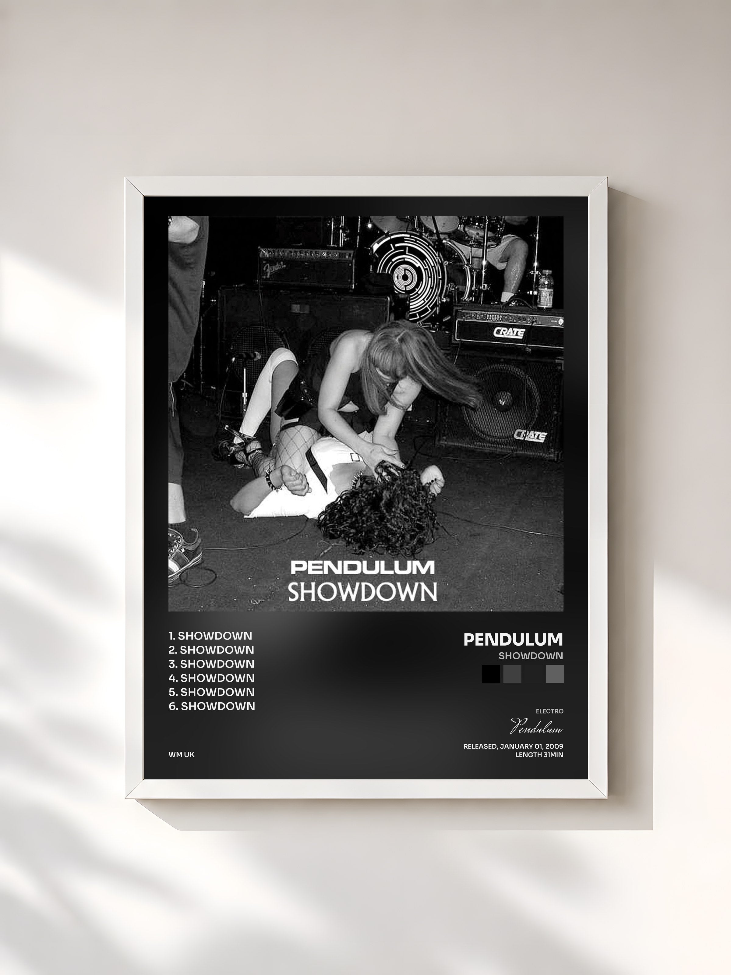 #blanc Tableau de l'album Showdown de Pendulum, cadre blanc, imprimé et encadré en France