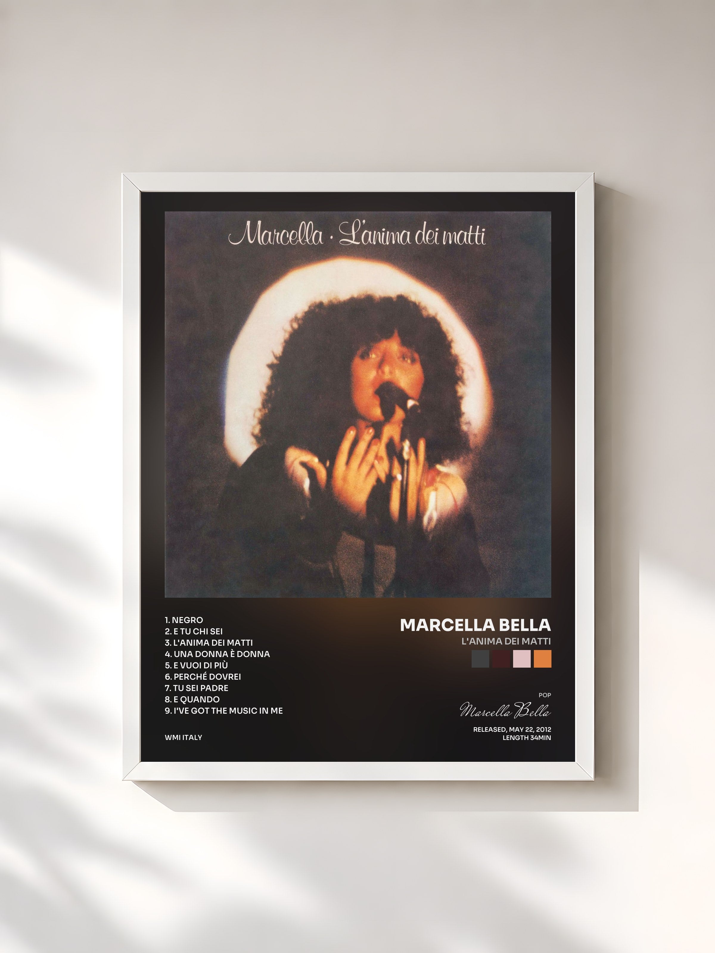 #blanc Tableau de l'album L'anima dei matti de Marcella Bella, cadre blanc, imprimé et encadré en France
