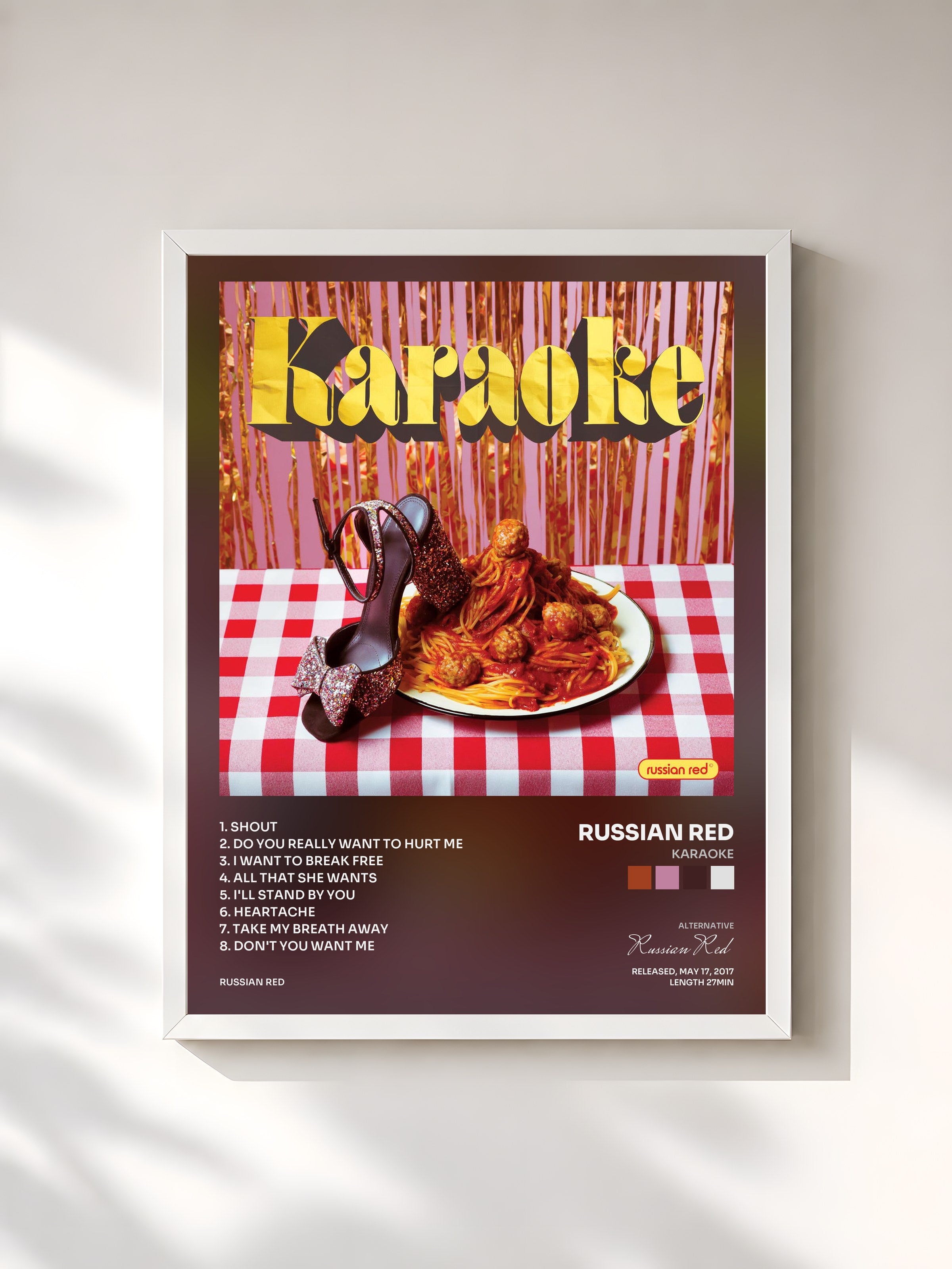 #blanc Tableau de l'album Karaoke de Russian Red, cadre blanc, imprimé et encadré en France