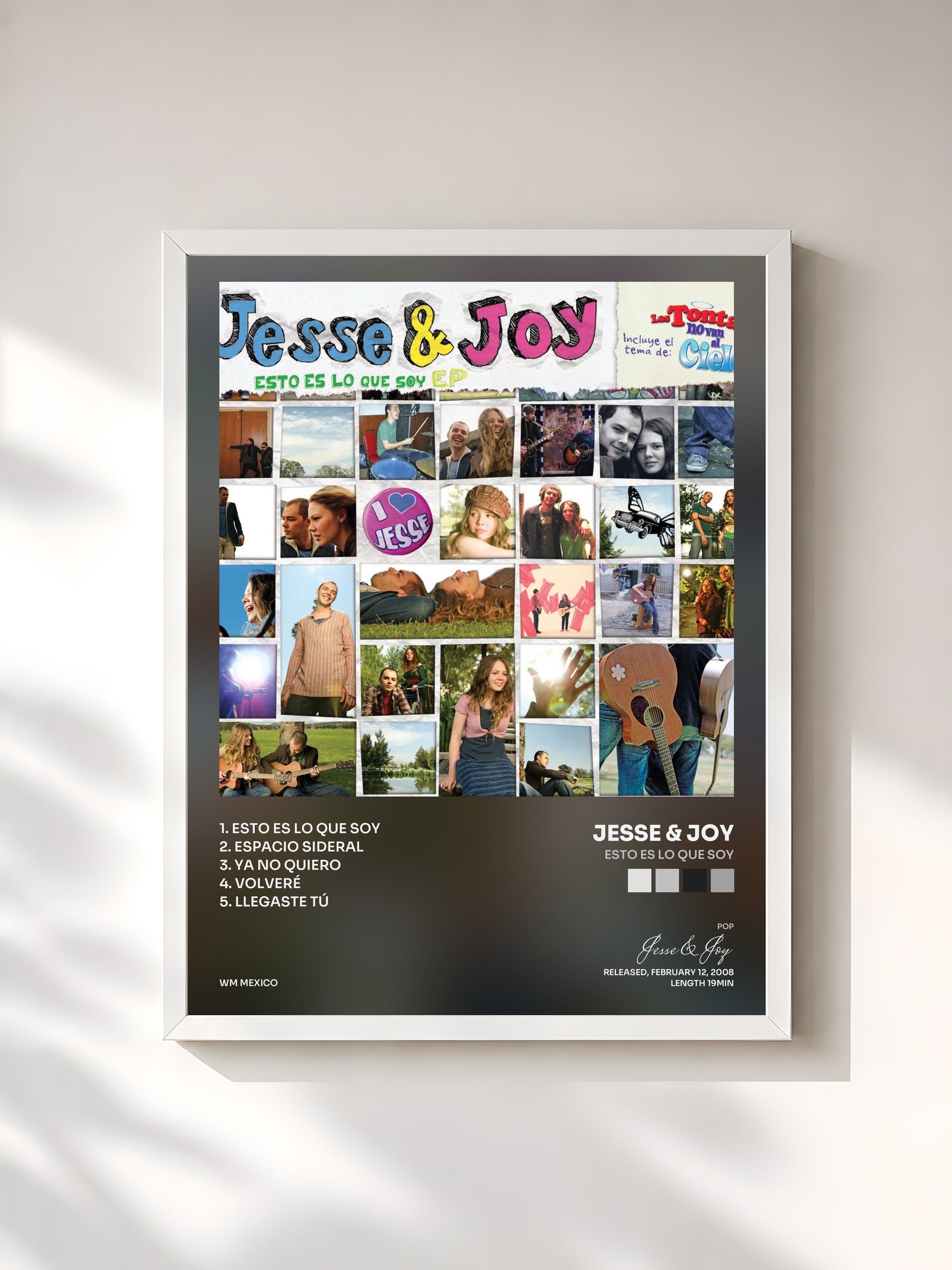 #blanc Tableau de l'album Esto Es Lo Que Soy de Jesse & Joy, cadre blanc, imprimé et encadré en France