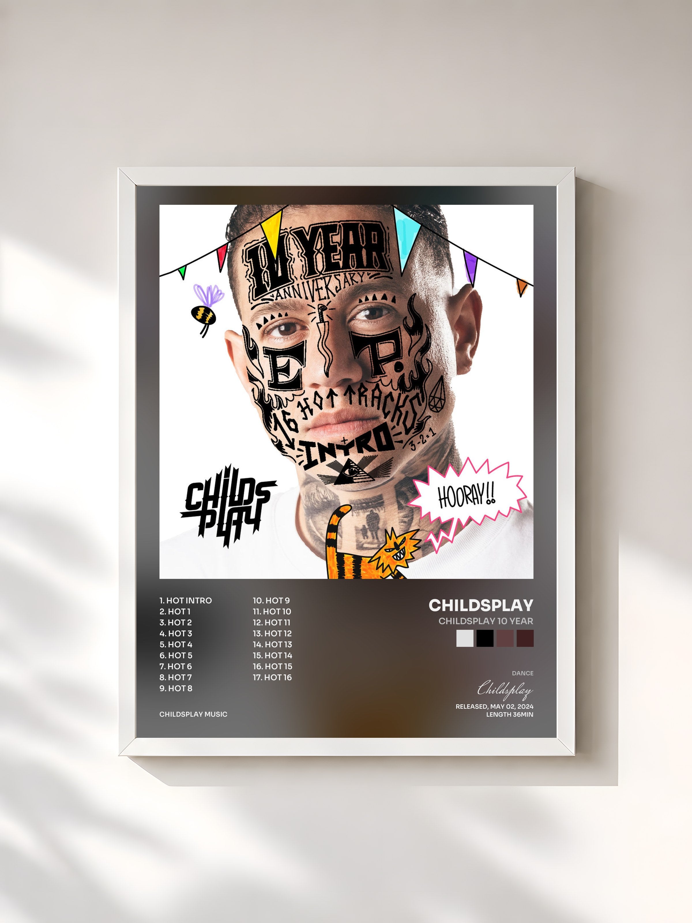 #blanc Tableau de l'album ChildsPlay 10 Year de Childsplay, cadre blanc, imprimé et encadré en France
