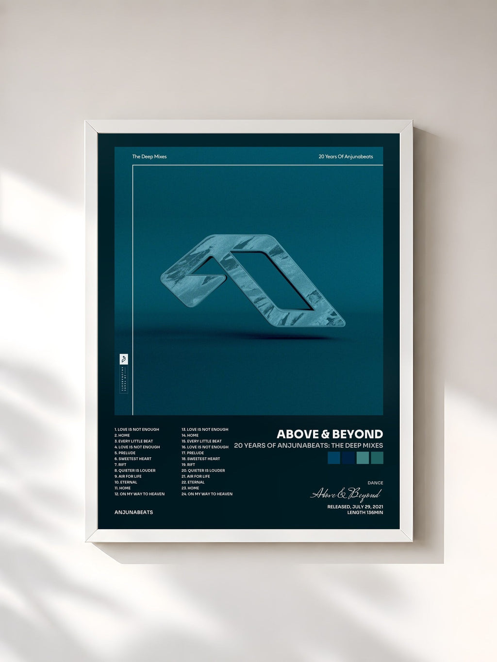 #blanc 20 Years Of Anjunabeats: The Deep Mixes von Above & Beyond als gerahmter Kunstdruck, weißer Rahmen, gedruckt und gerahmt in Frankreich