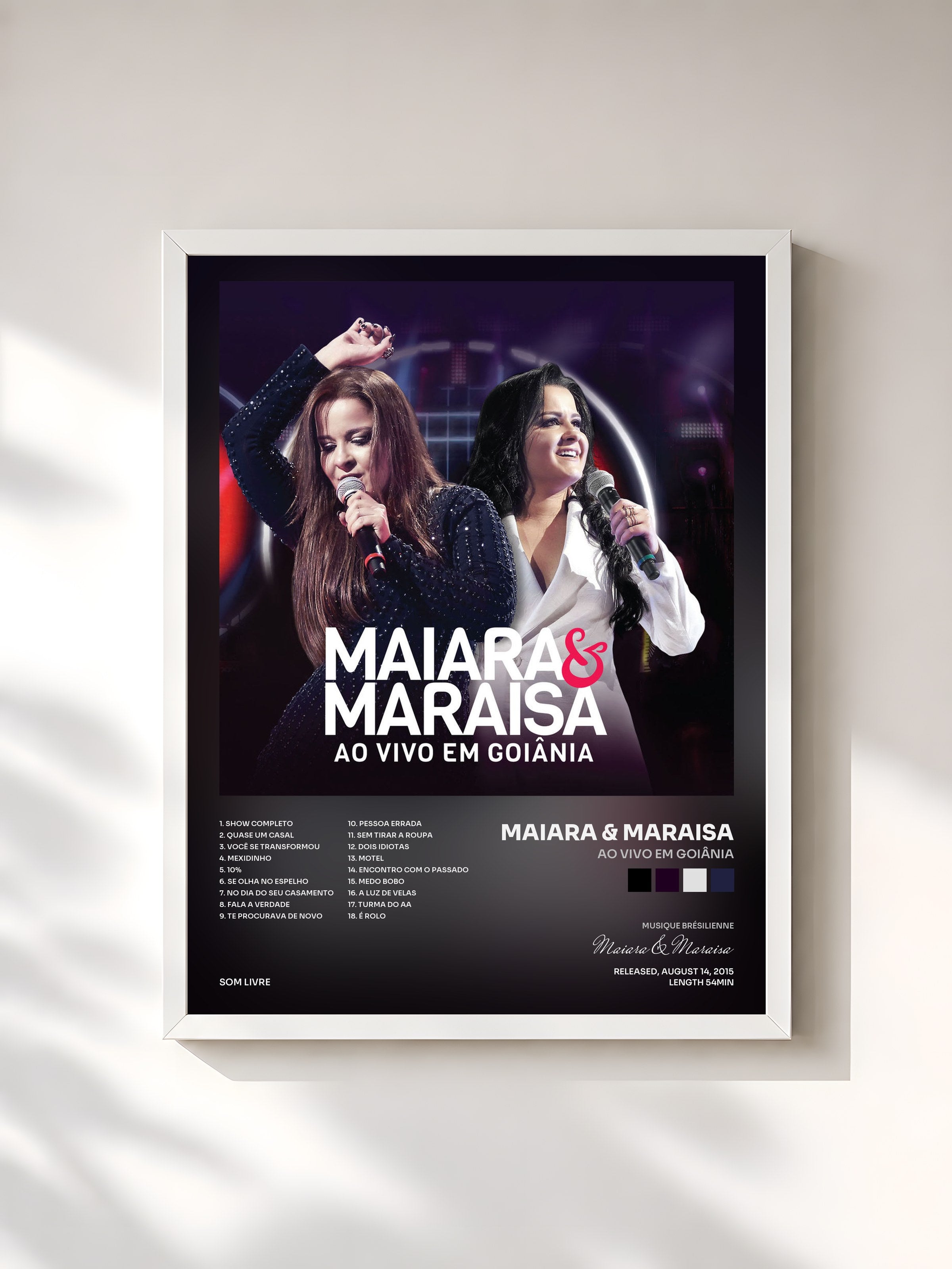 #blanc Tableau de l'album Ao Vivo Em Goiânia de Maiara & Maraisa, cadre blanc, imprimé et encadré en France