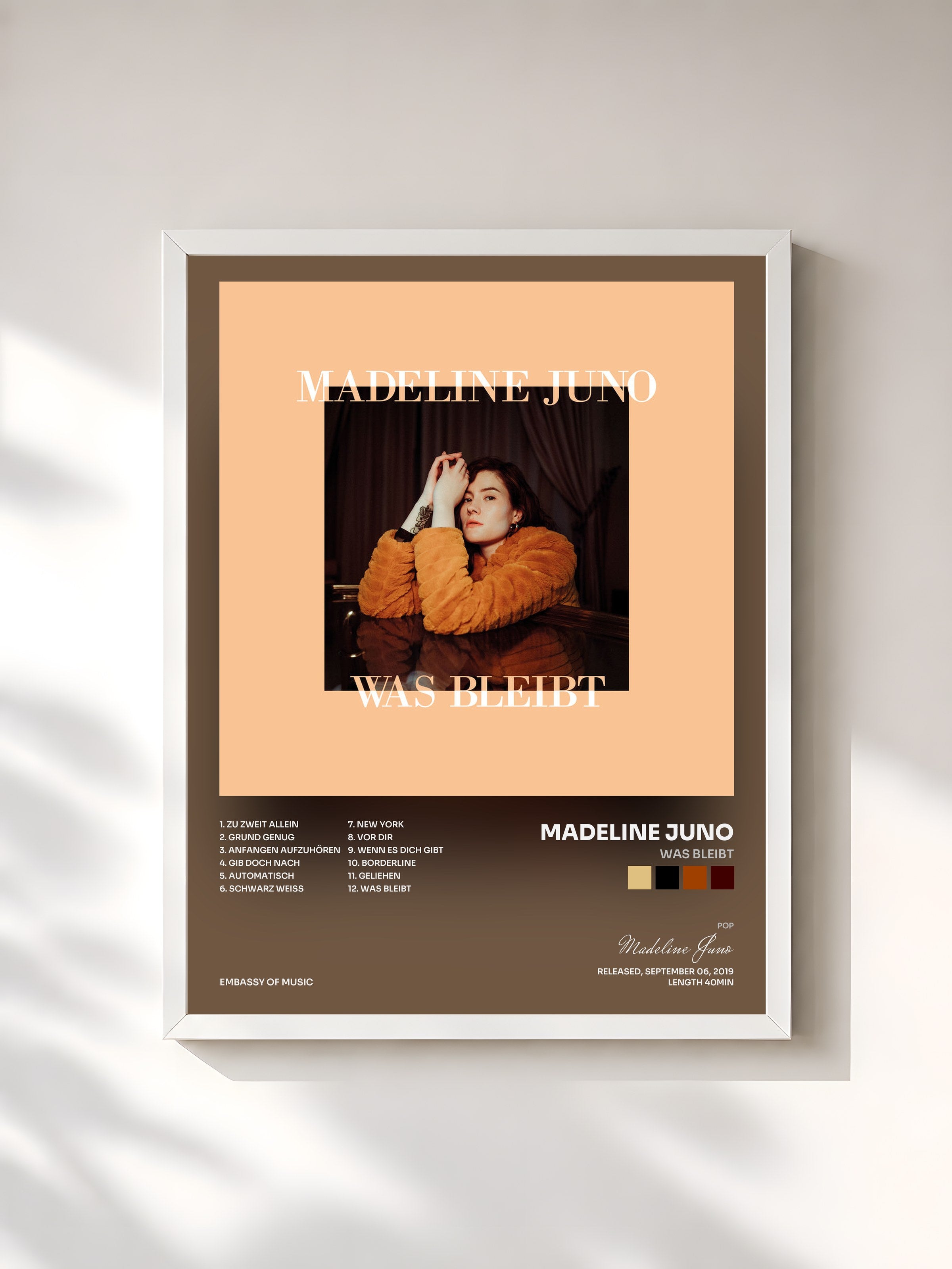 #blanc Tableau de l'album Was bleibt de Madeline Juno, cadre blanc, imprimé et encadré en France