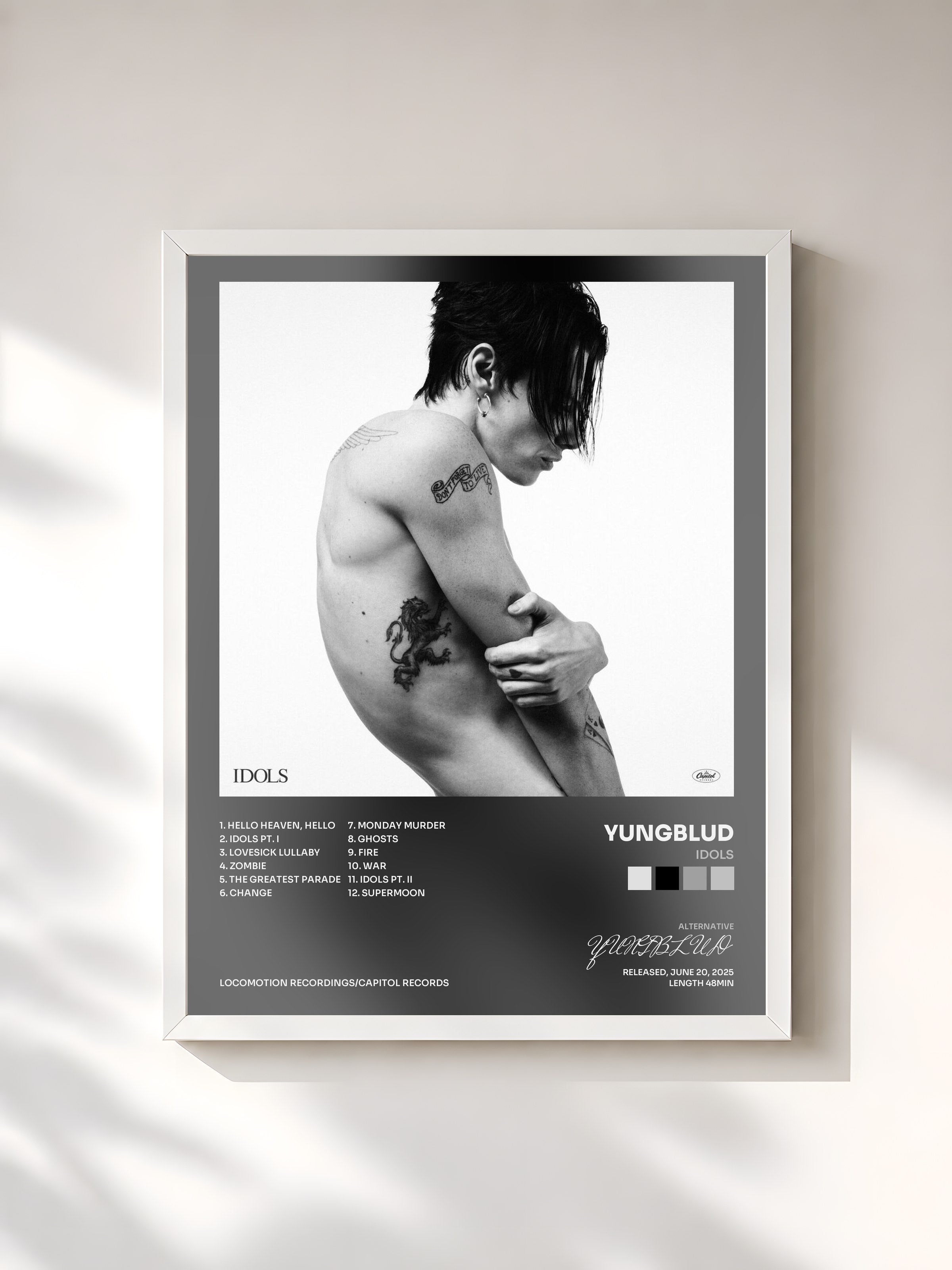 #blanc Tableau de l'album Idols de YUNGBLUD, cadre blanc, imprimé et encadré en France