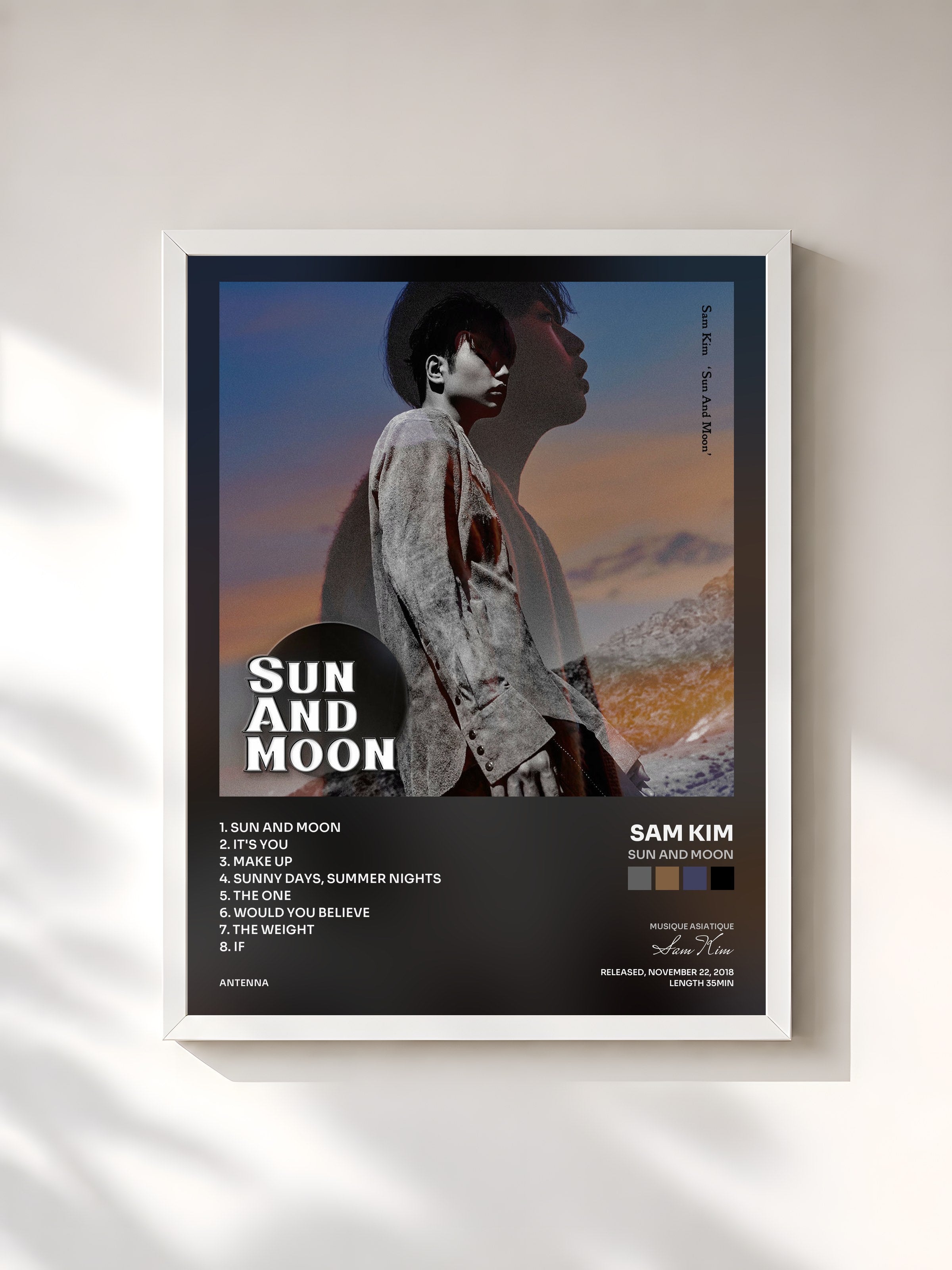 #blanc Tableau de l'album Sun And Moon de Sam Kim, cadre blanc, imprimé et encadré en France