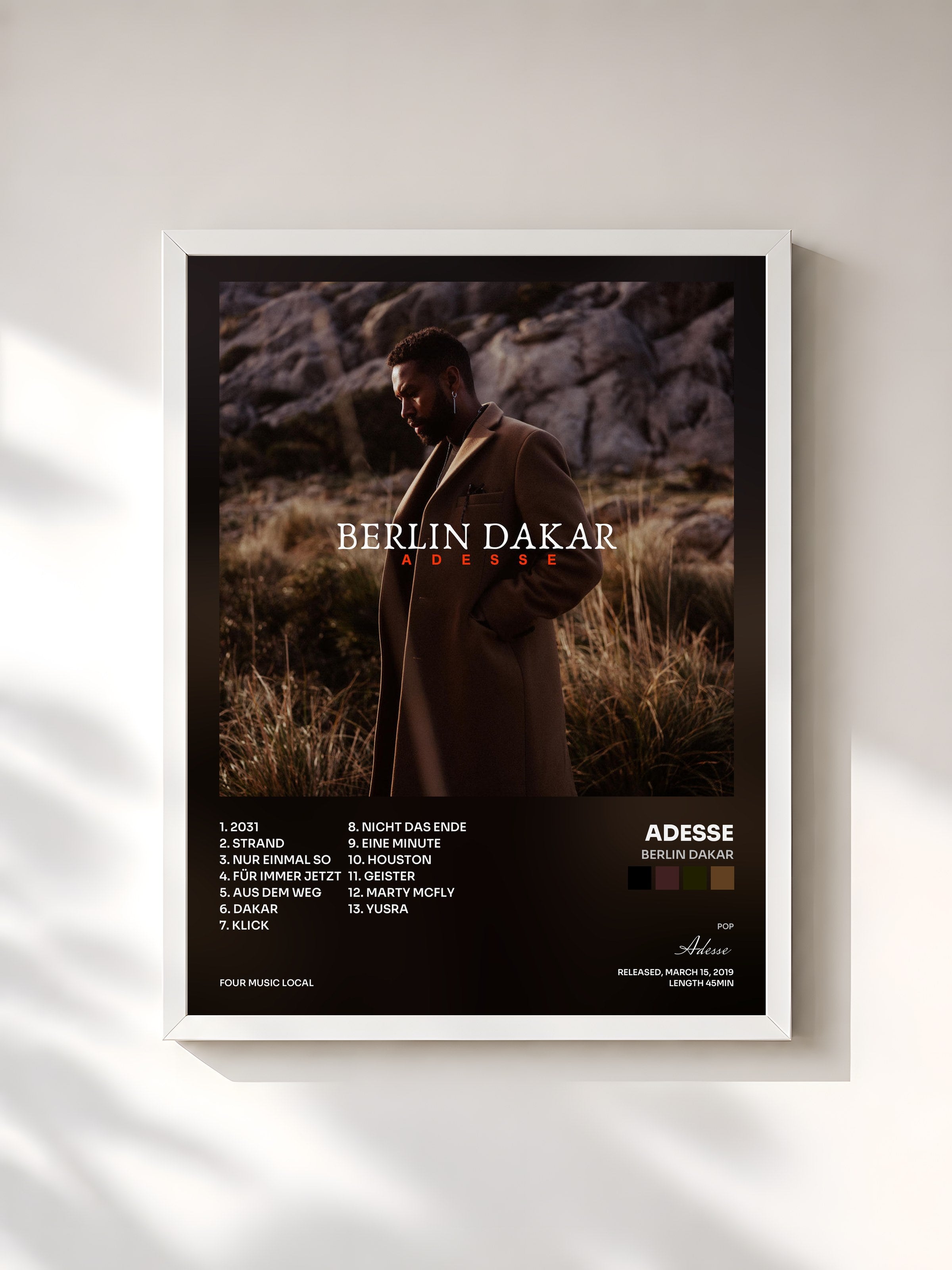 #blanc Tableau de l'album Berlin Dakar de Adesse, cadre blanc, imprimé et encadré en France