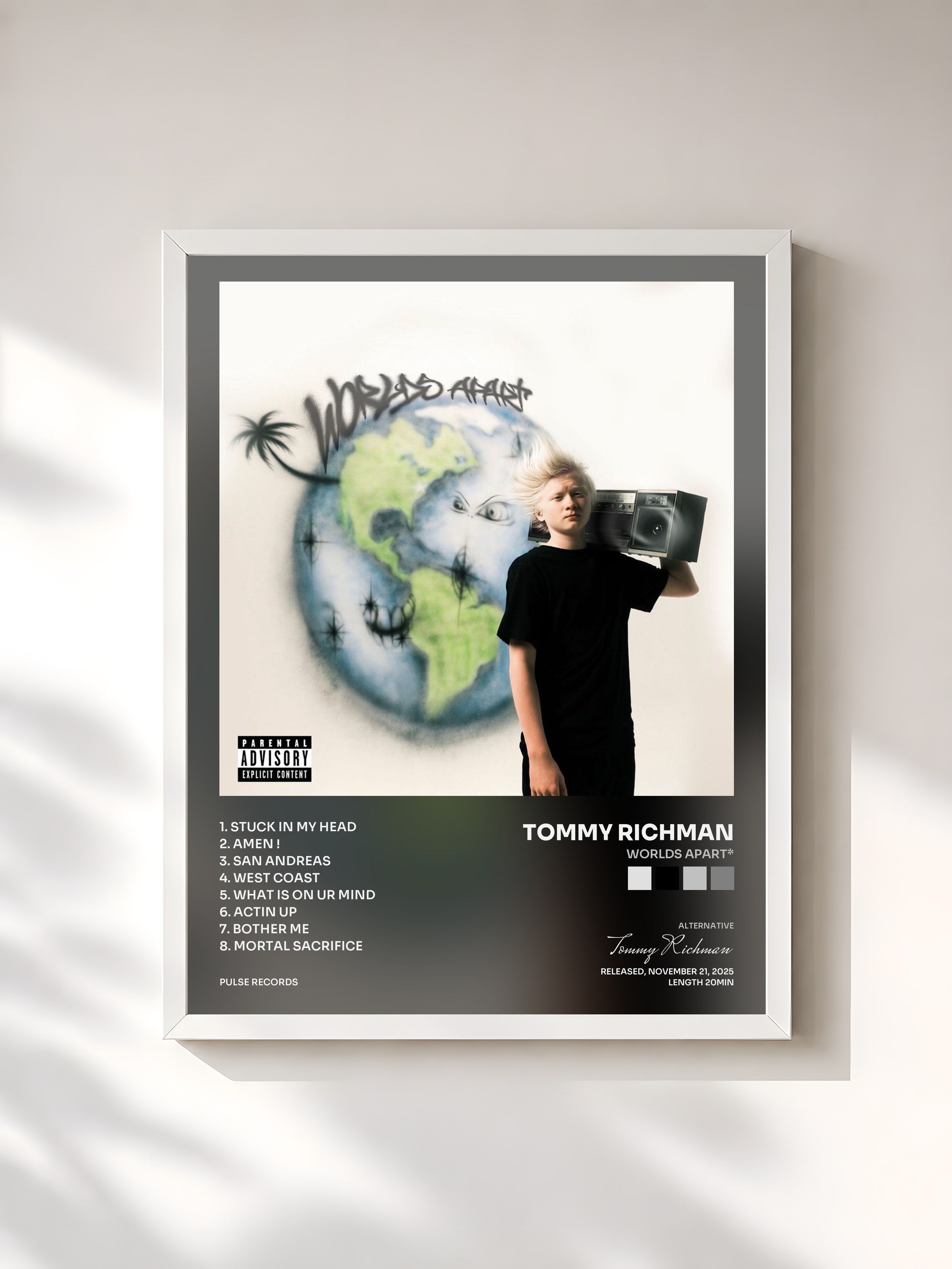 #blanc Tableau de l'album WORLDS APART* de Tommy Richman, cadre blanc, imprimé et encadré en France