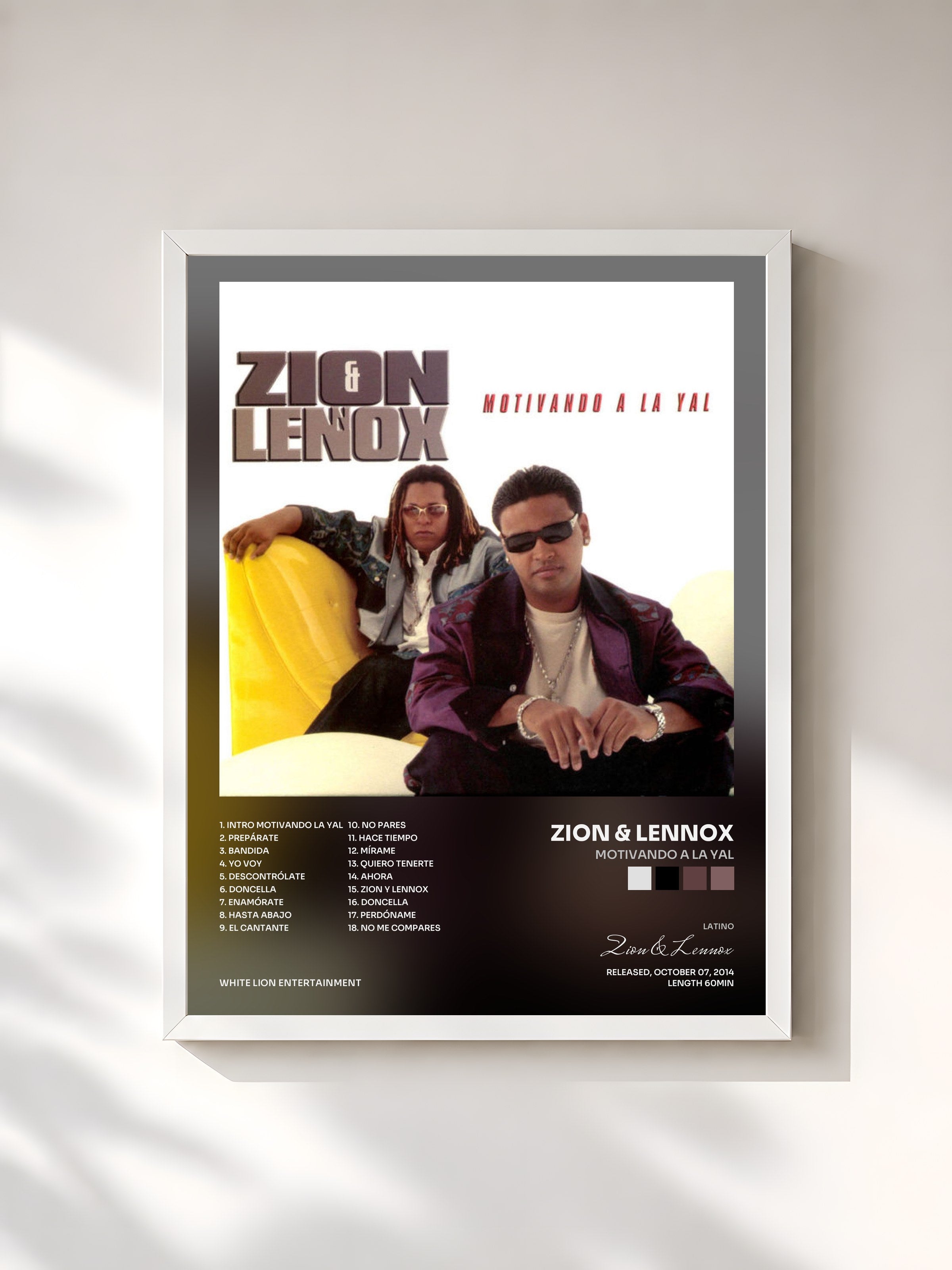 #blanc Tableau de l'album Motivando a la Yal de Zion & Lennox, cadre blanc, imprimé et encadré en France