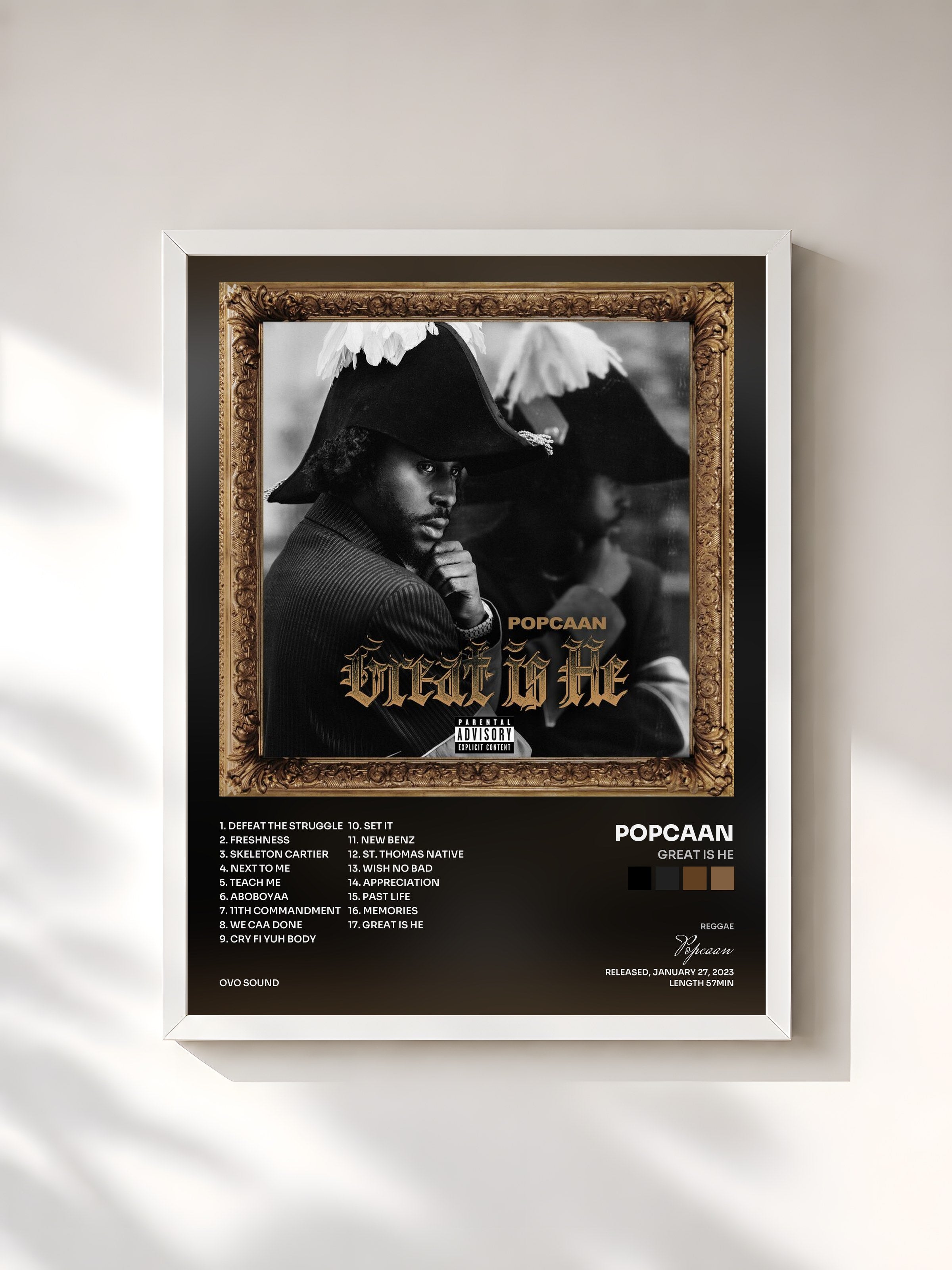 #blanc Tableau de l'album Great Is He de Popcaan, cadre blanc, imprimé et encadré en France