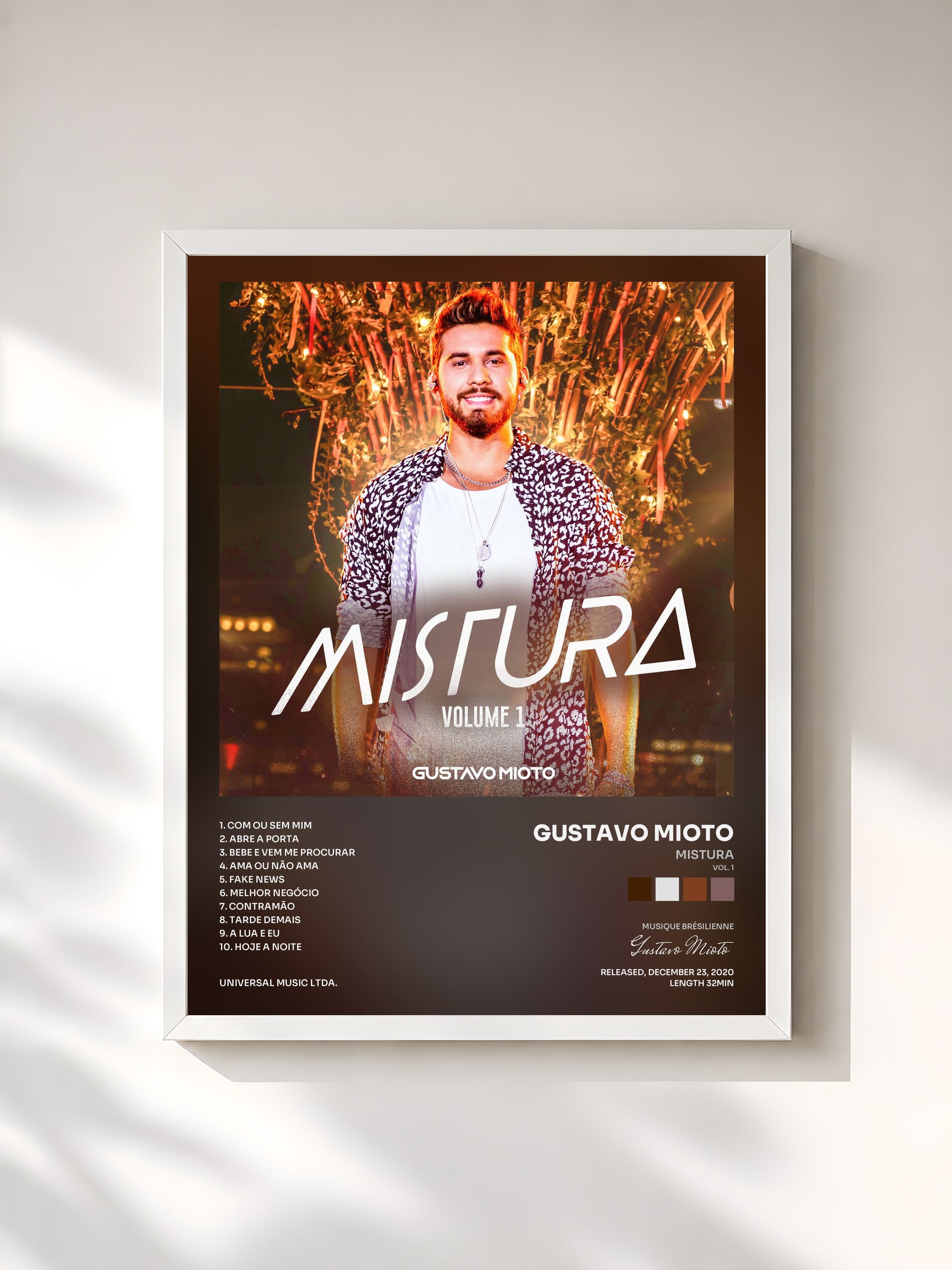 #blanc Tableau de l'album Mistura (Vol. 1) de Gustavo Mioto, cadre blanc, imprimé et encadré en France