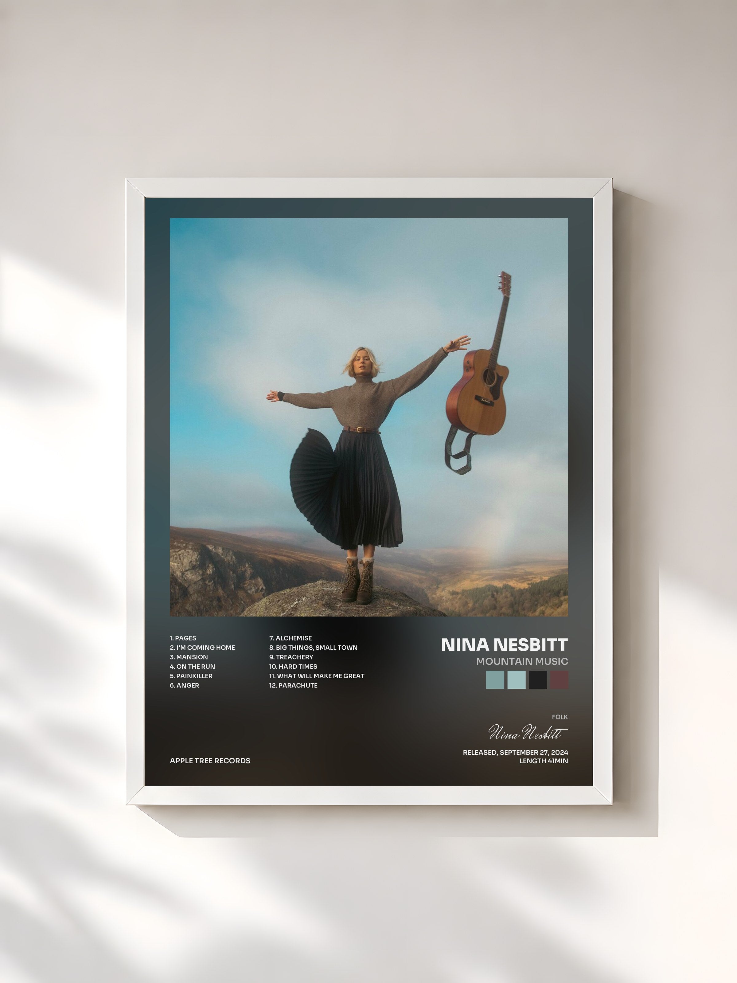 #blanc Tableau de l'album Mountain Music de Nina Nesbitt, cadre blanc, imprimé et encadré en France