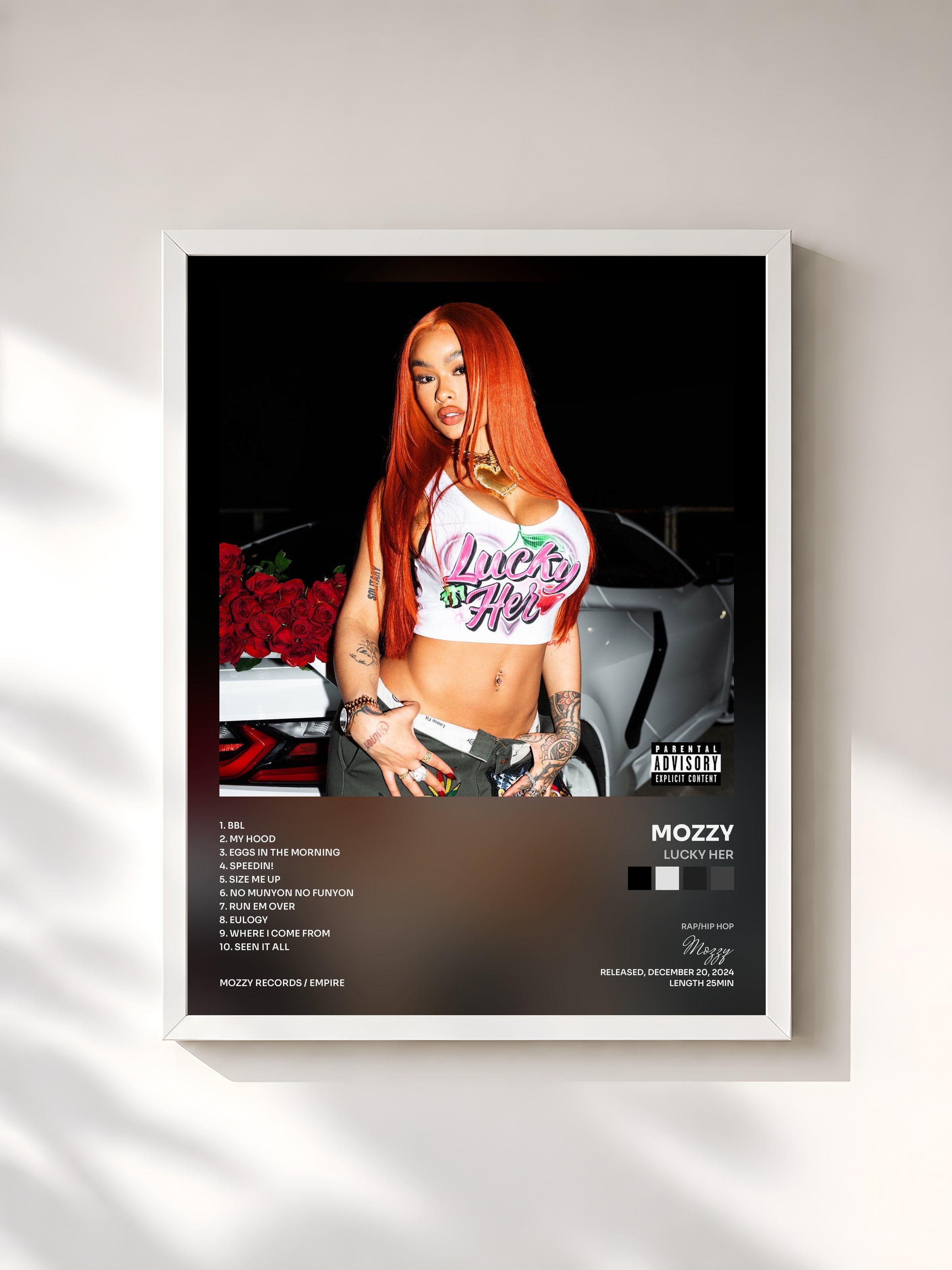 #blanc Tableau de l'album LUCKY HER de Mozzy, cadre blanc, imprimé et encadré en France