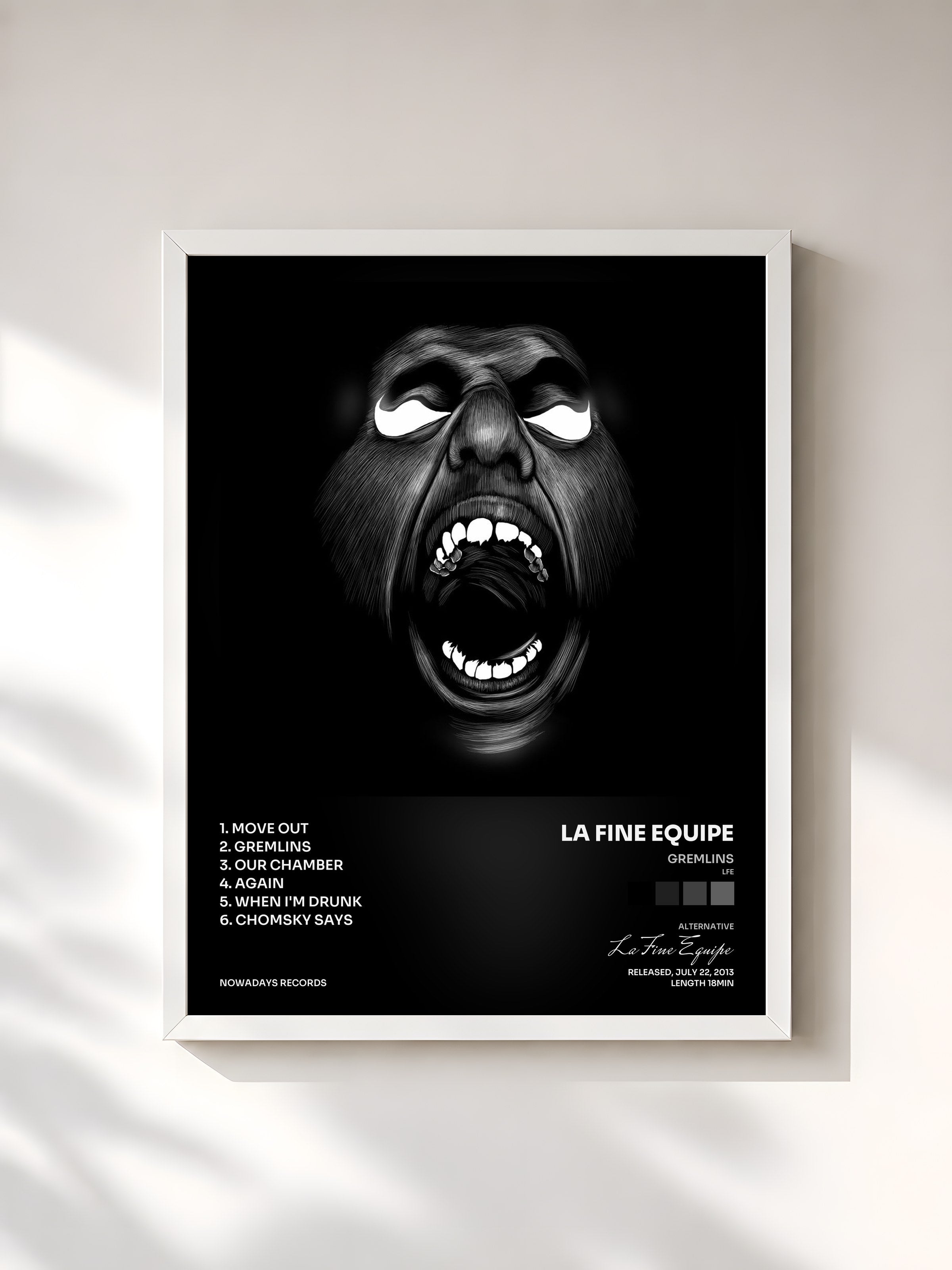 #blanc Tableau de l'album Gremlins (Lfe) de La Fine Equipe, cadre blanc, imprimé et encadré en France