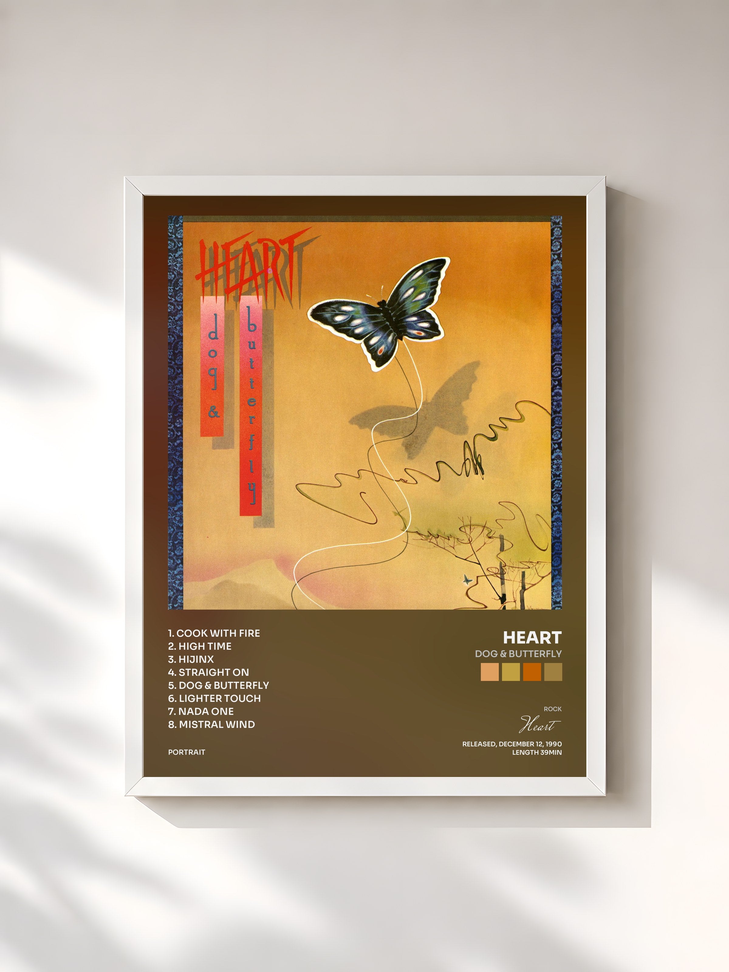#blanc Tableau de l'album Dog & Butterfly de Heart, cadre blanc, imprimé et encadré en France