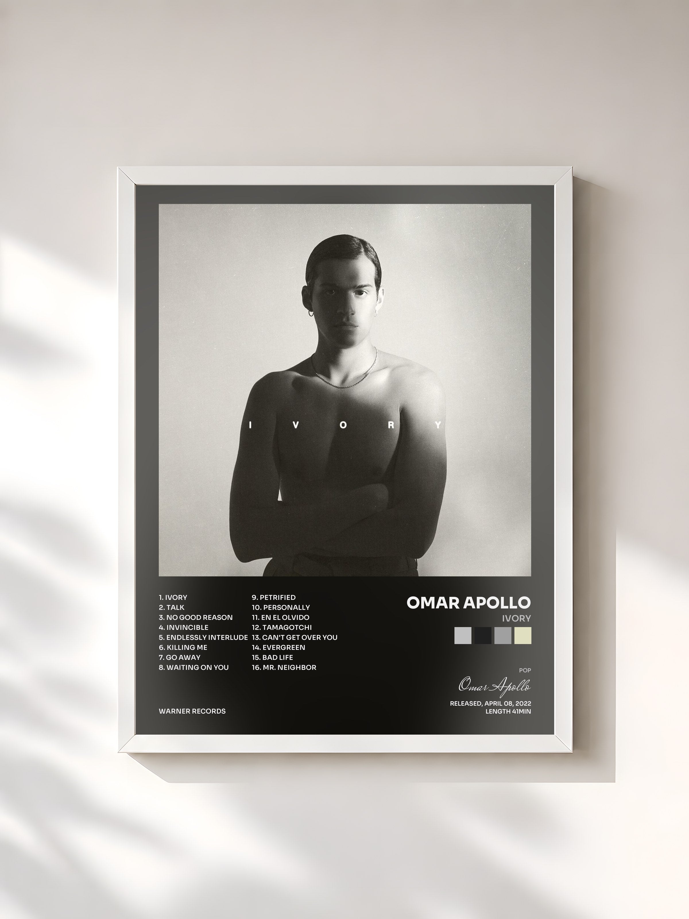 #blanc Tableau de l'album Ivory de Omar Apollo, cadre blanc, imprimé et encadré en France