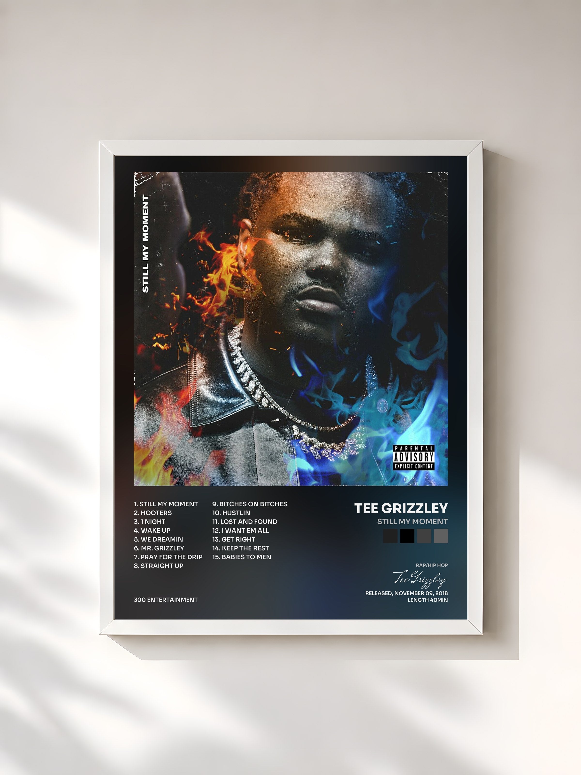 #blanc Tableau de l'album Still My Moment de Tee Grizzley, cadre blanc, imprimé et encadré en France