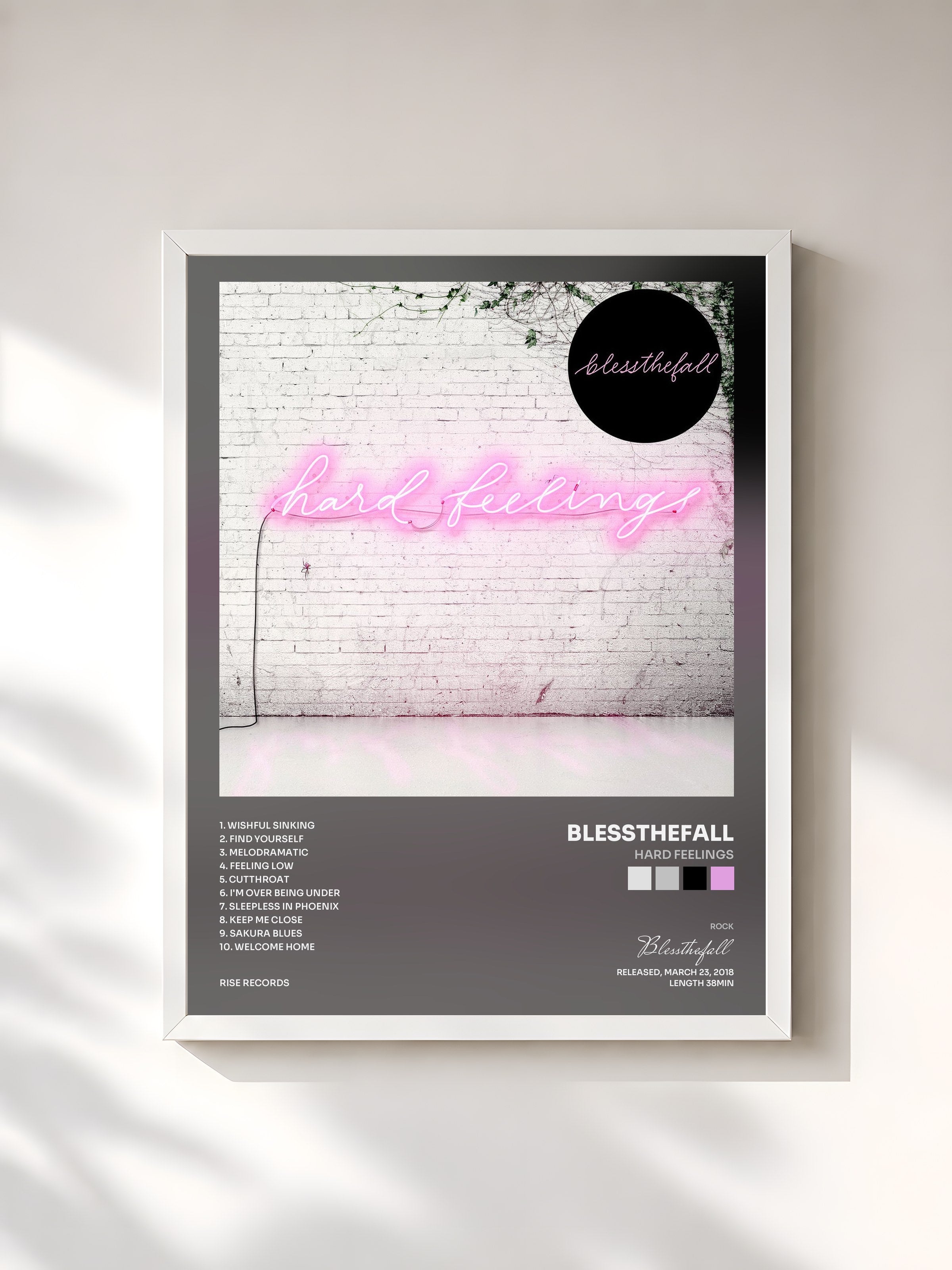 #blanc Tableau de l'album Hard Feelings de Blessthefall, cadre blanc, imprimé et encadré en France