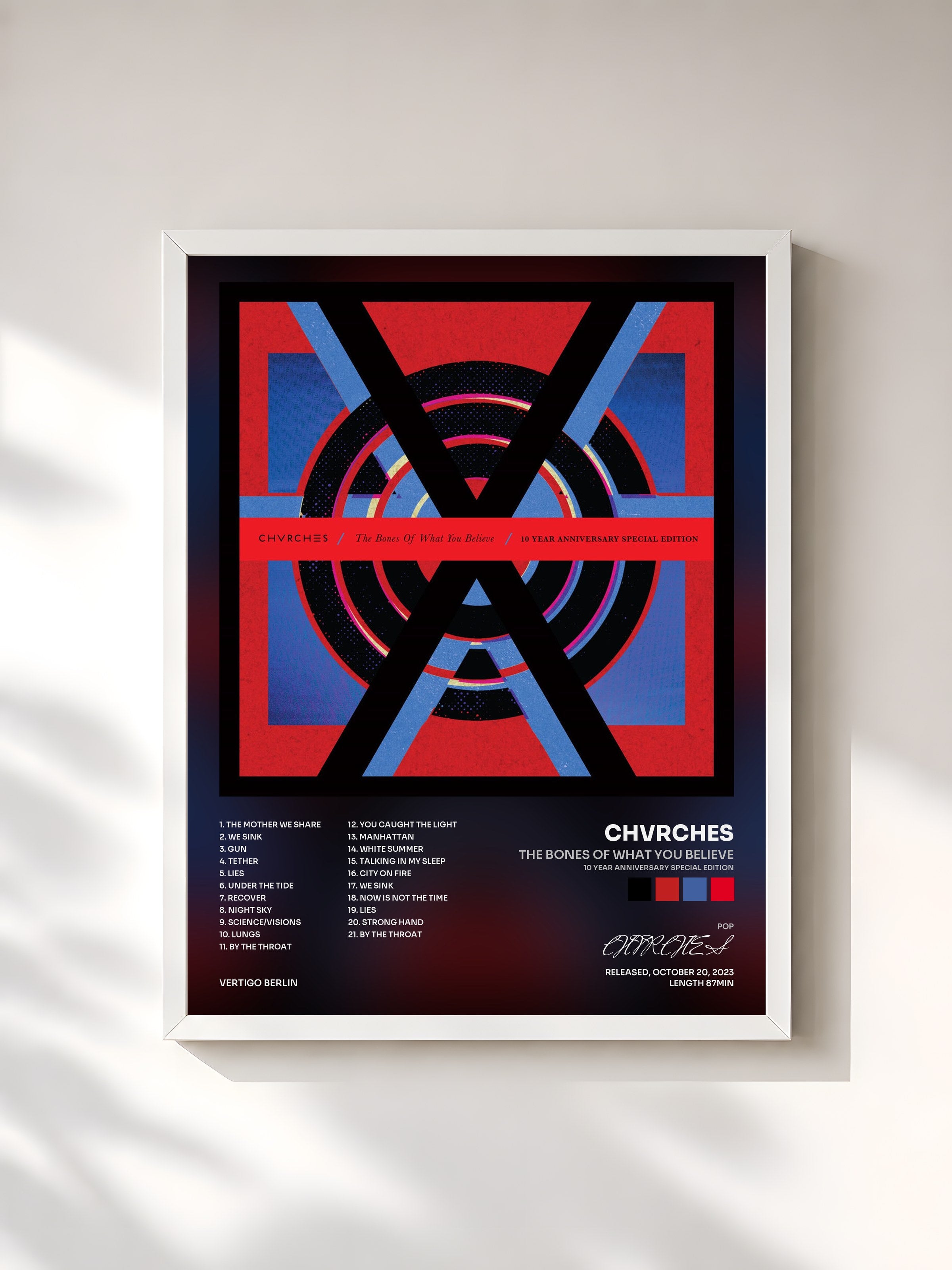 #blanc Tableau de l'album The Bones Of What You Believe (10 Year Anniversary Special Edition) de CHVRCHES, cadre blanc, imprimé et encadré en France