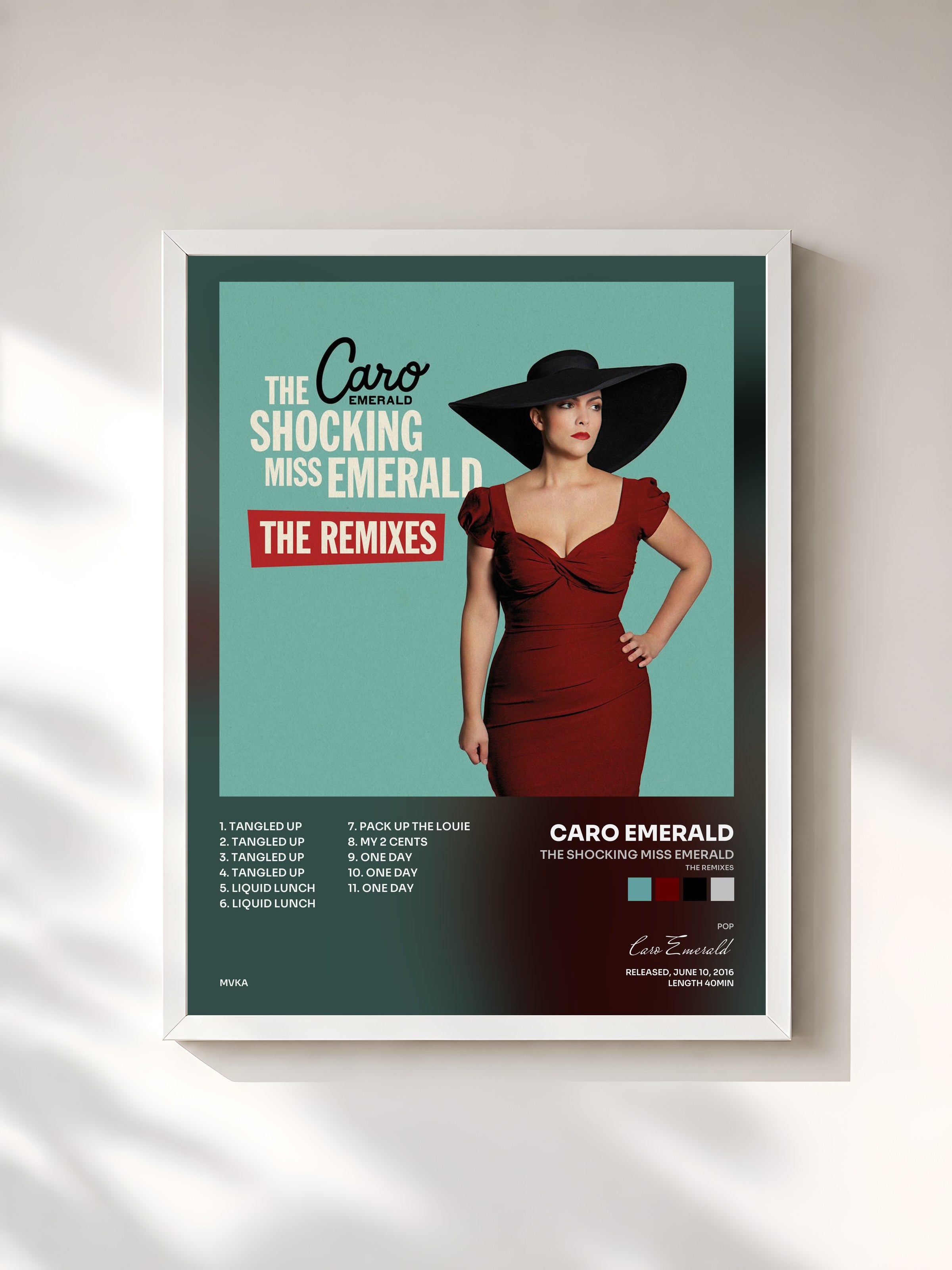 #blanc Tableau de l'album The Shocking Miss Emerald (The Remixes) de Caro Emerald, cadre blanc, imprimé et encadré en France