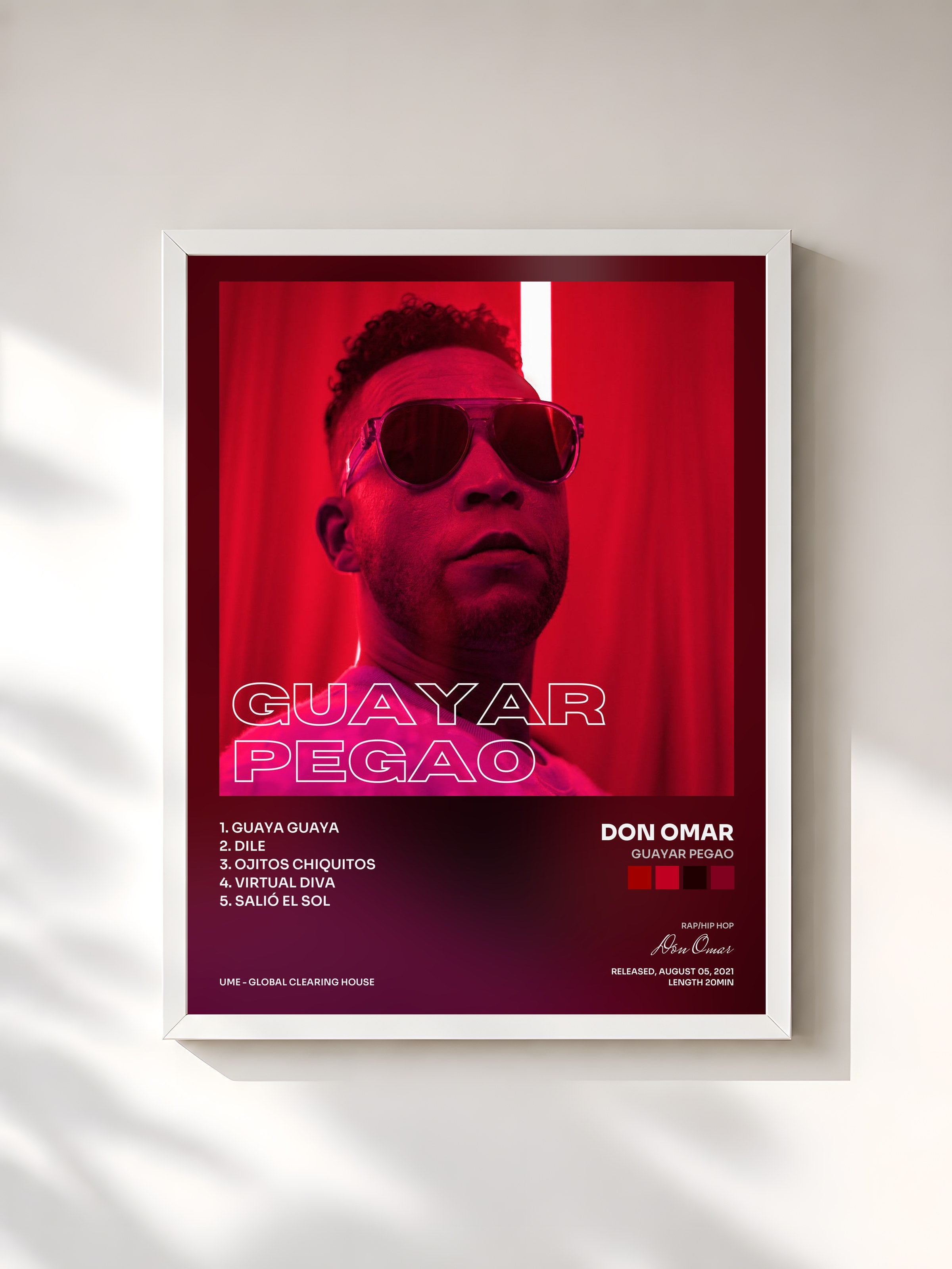 #blanc Tableau de l'album Guayar Pegao de Don Omar, cadre blanc, imprimé et encadré en France