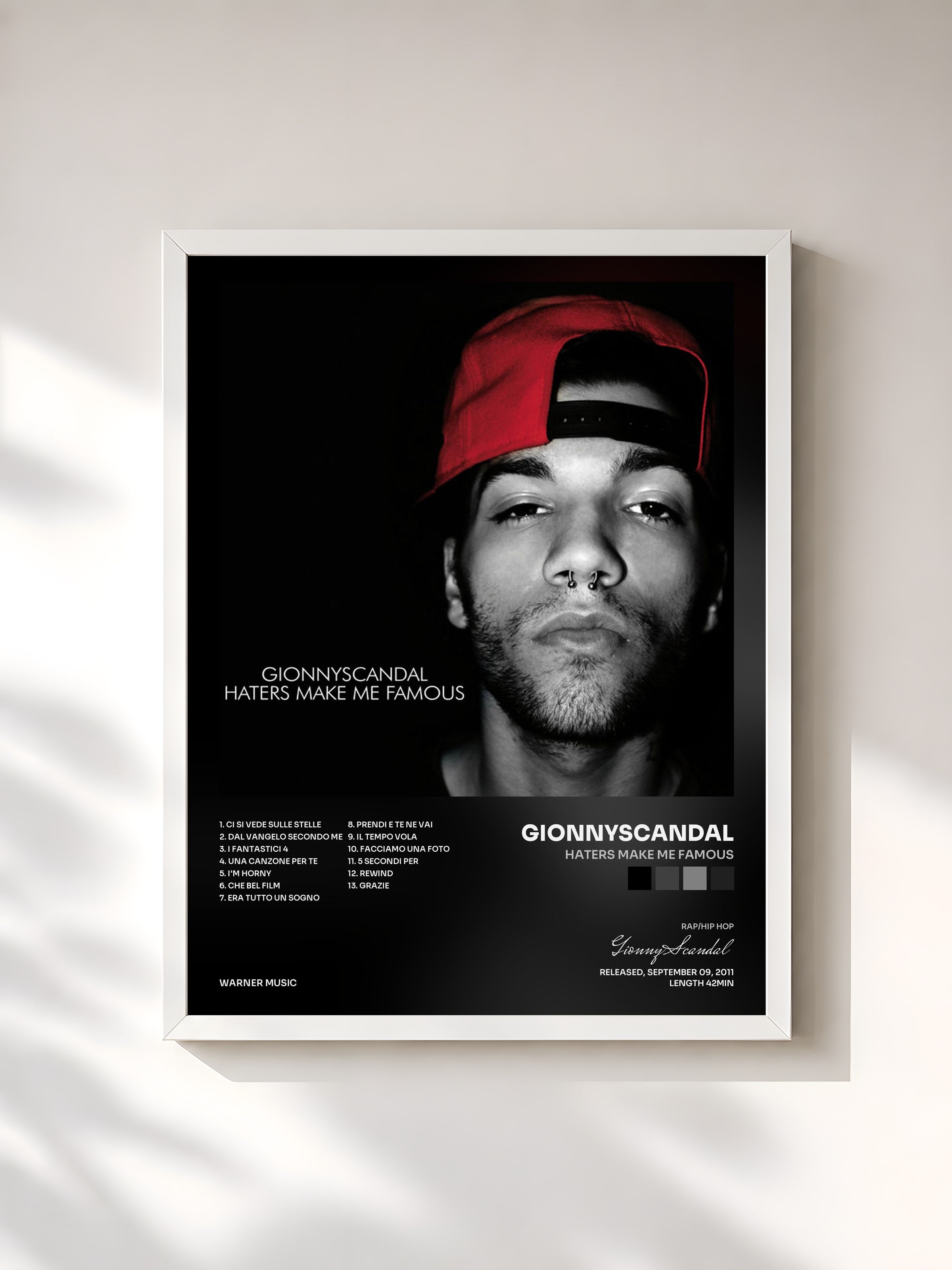 #blanc Tableau de l'album Haters Make Me Famous de GionnyScandal, cadre blanc, imprimé et encadré en France