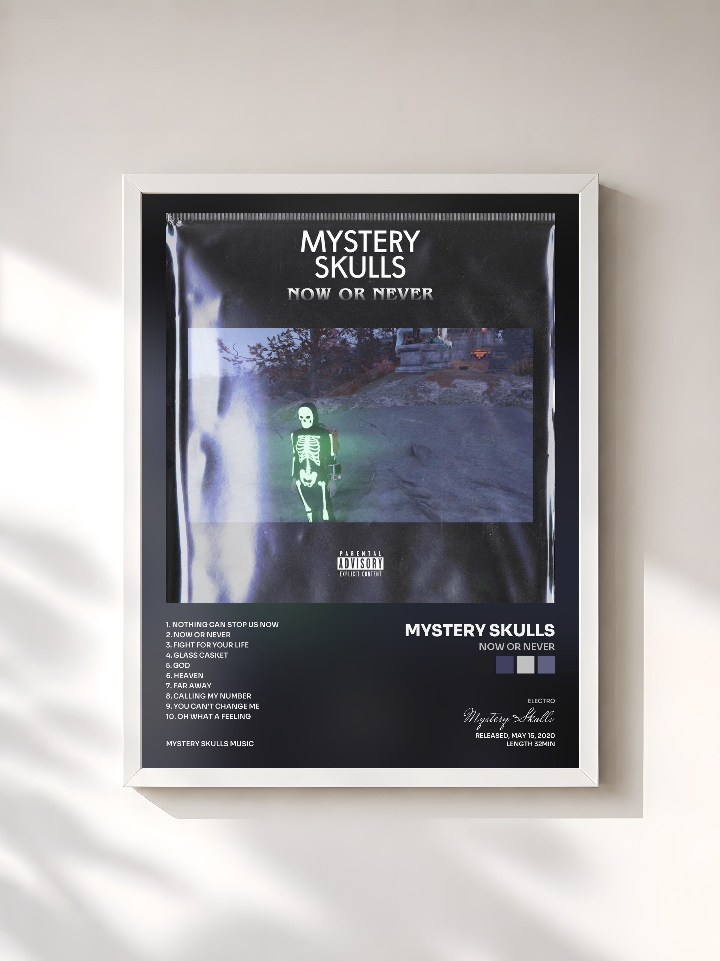 #blanc Tableau de l'album Now Or Never de Mystery Skulls, cadre blanc, imprimé et encadré en France
