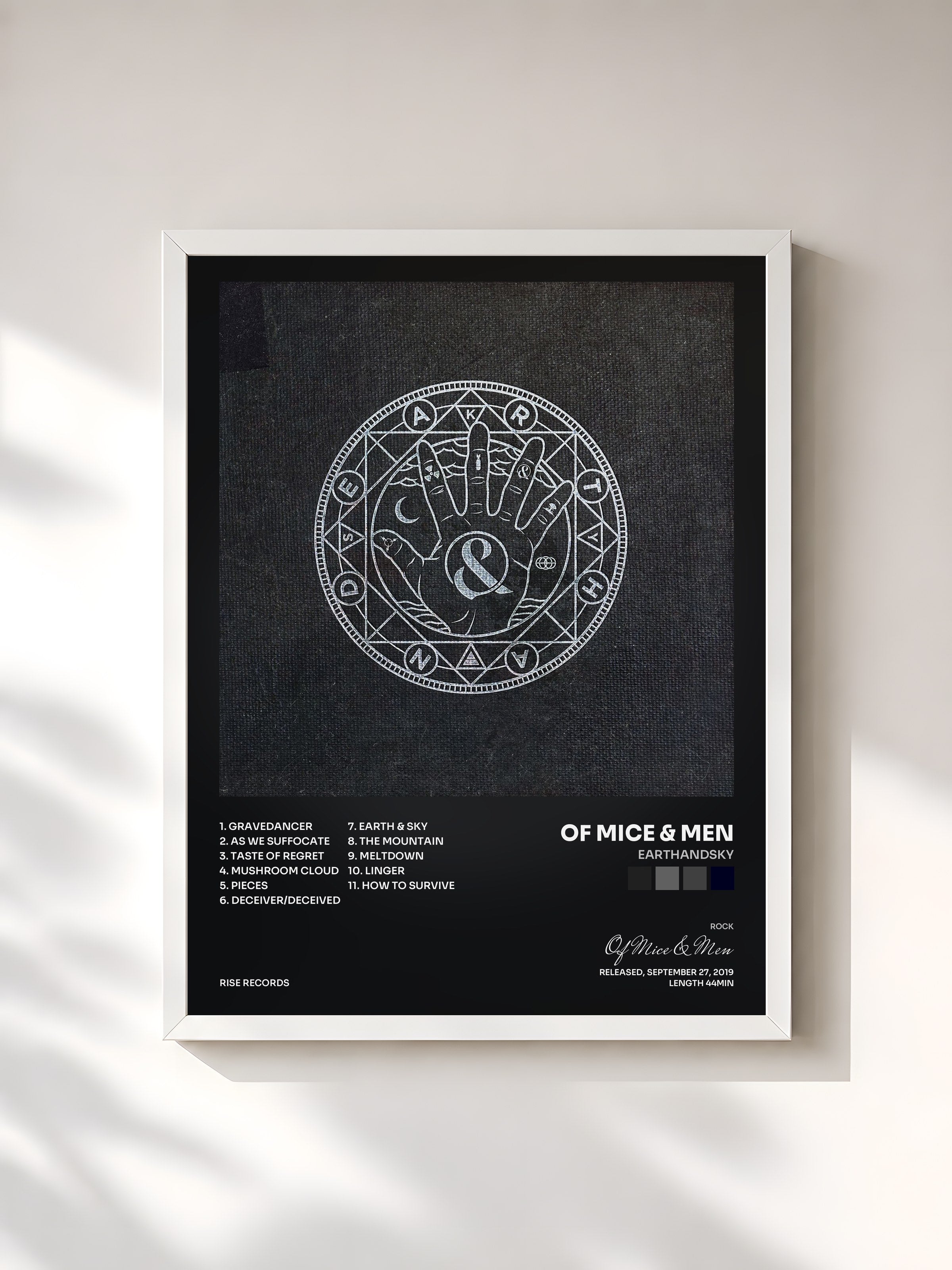 #blanc Tableau de l'album EARTHANDSKY de Of Mice & Men, cadre blanc, imprimé et encadré en France