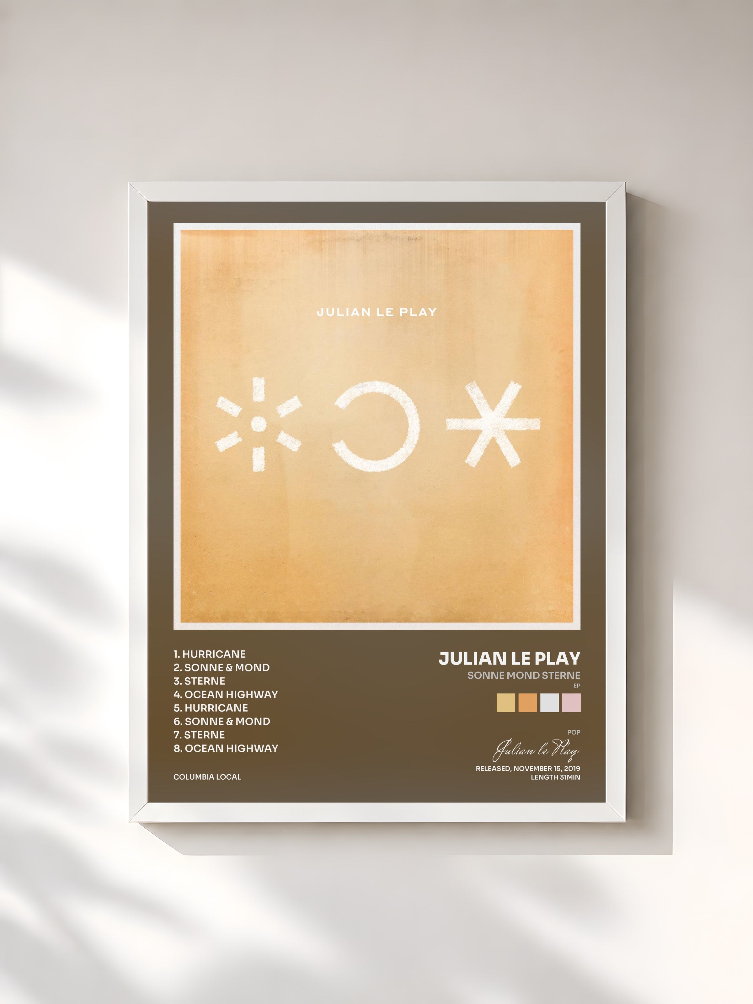 #blanc Tableau de l'album Sonne Mond Sterne (EP) de Julian le Play, cadre blanc, imprimé et encadré en France