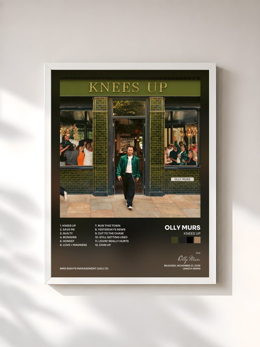 #blanc Tableau de l'album Knees Up de Olly Murs, cadre blanc, imprimé et encadré en France