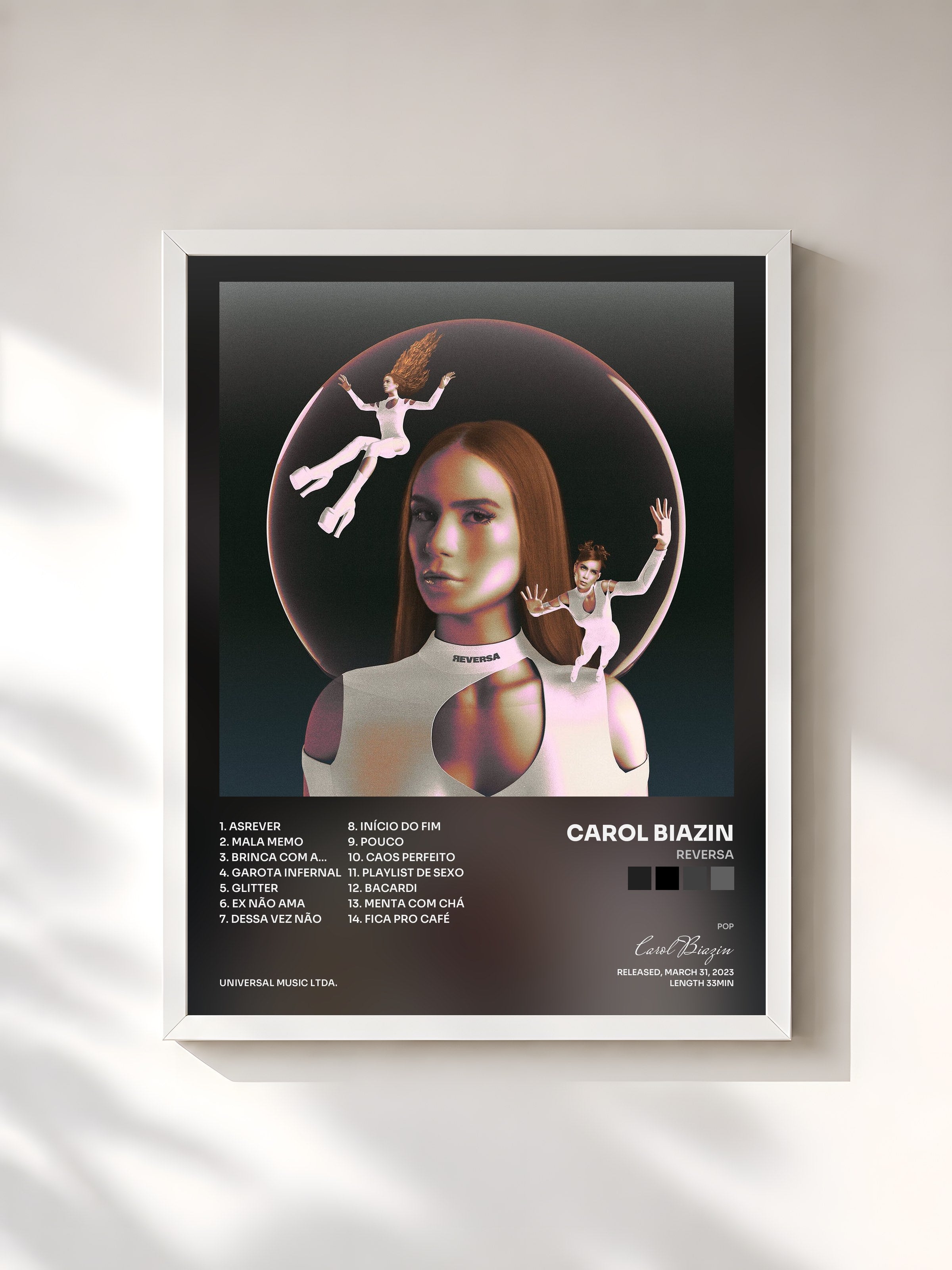 #blanc Tableau de l'album REVERSA de Carol Biazin, cadre blanc, imprimé et encadré en France