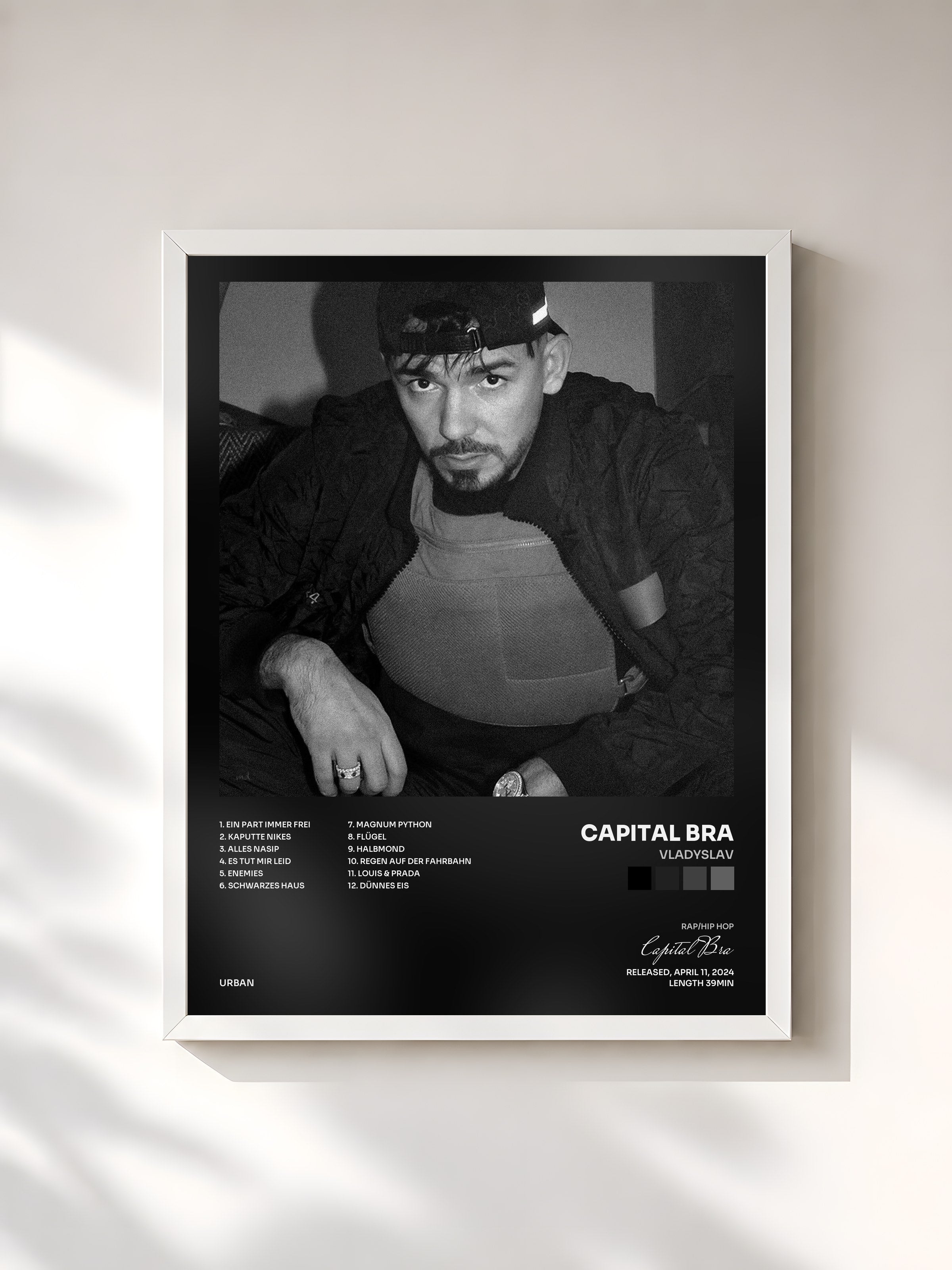 #blanc Tableau de l'album VLADYSLAV de Capital Bra, cadre blanc, imprimé et encadré en France