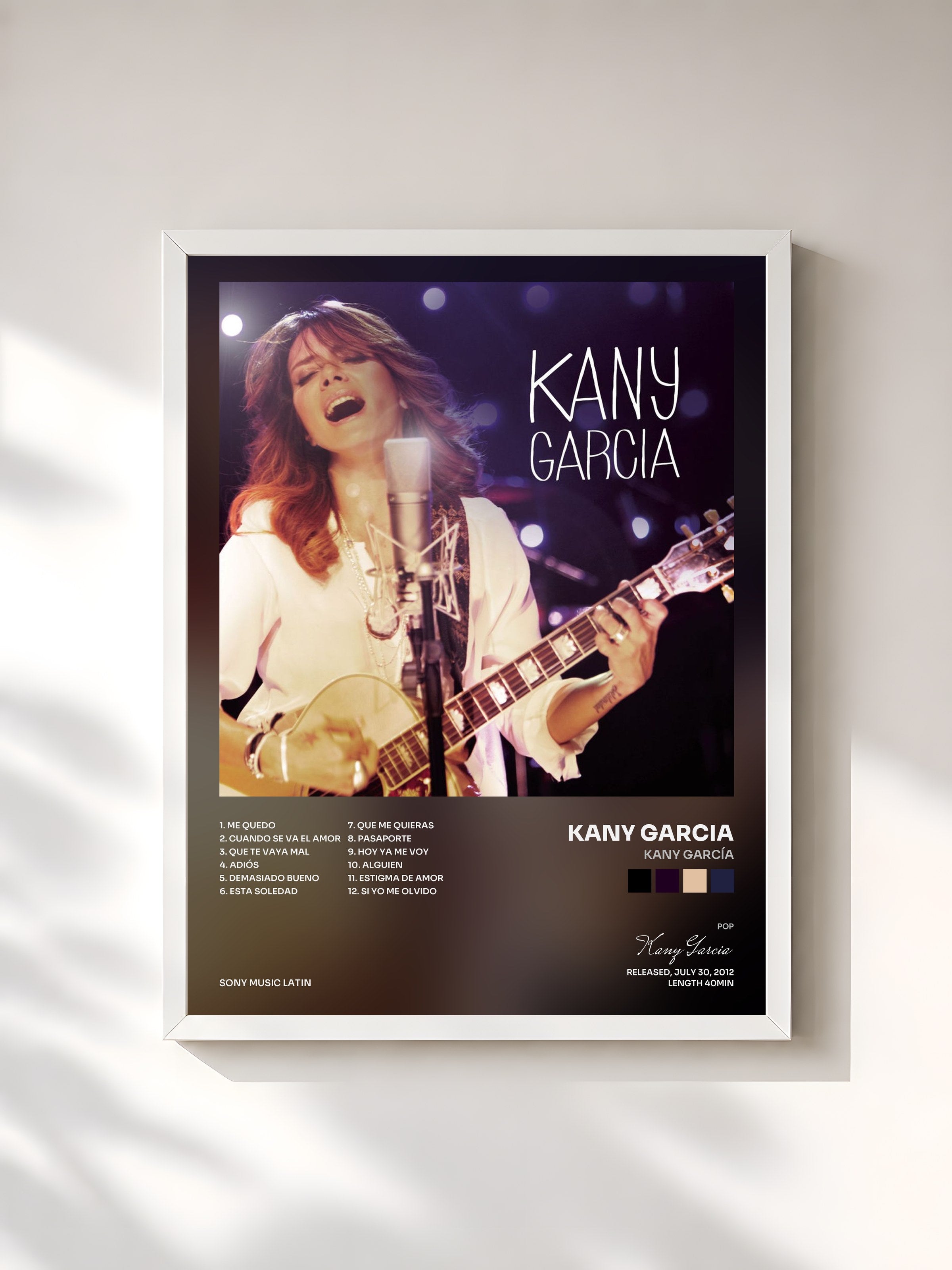 #blanc Tableau de l'album Kany García de Kany Garcia, cadre blanc, imprimé et encadré en France