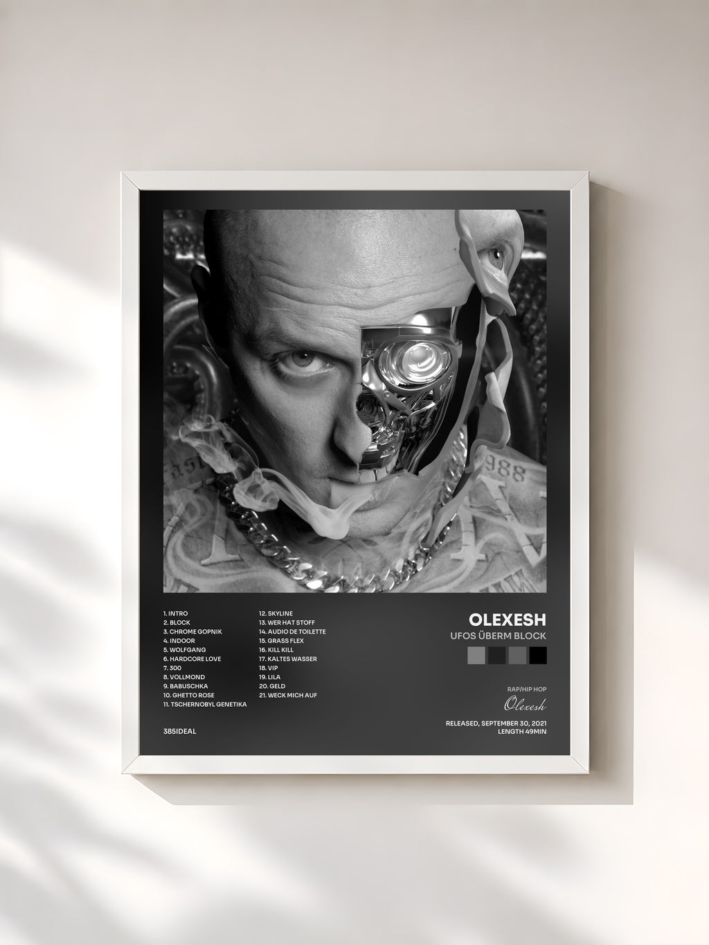 #blanc Tableau de l'album UFOS ÜBERM BLOCK de Olexesh, cadre blanc, imprimé et encadré en France