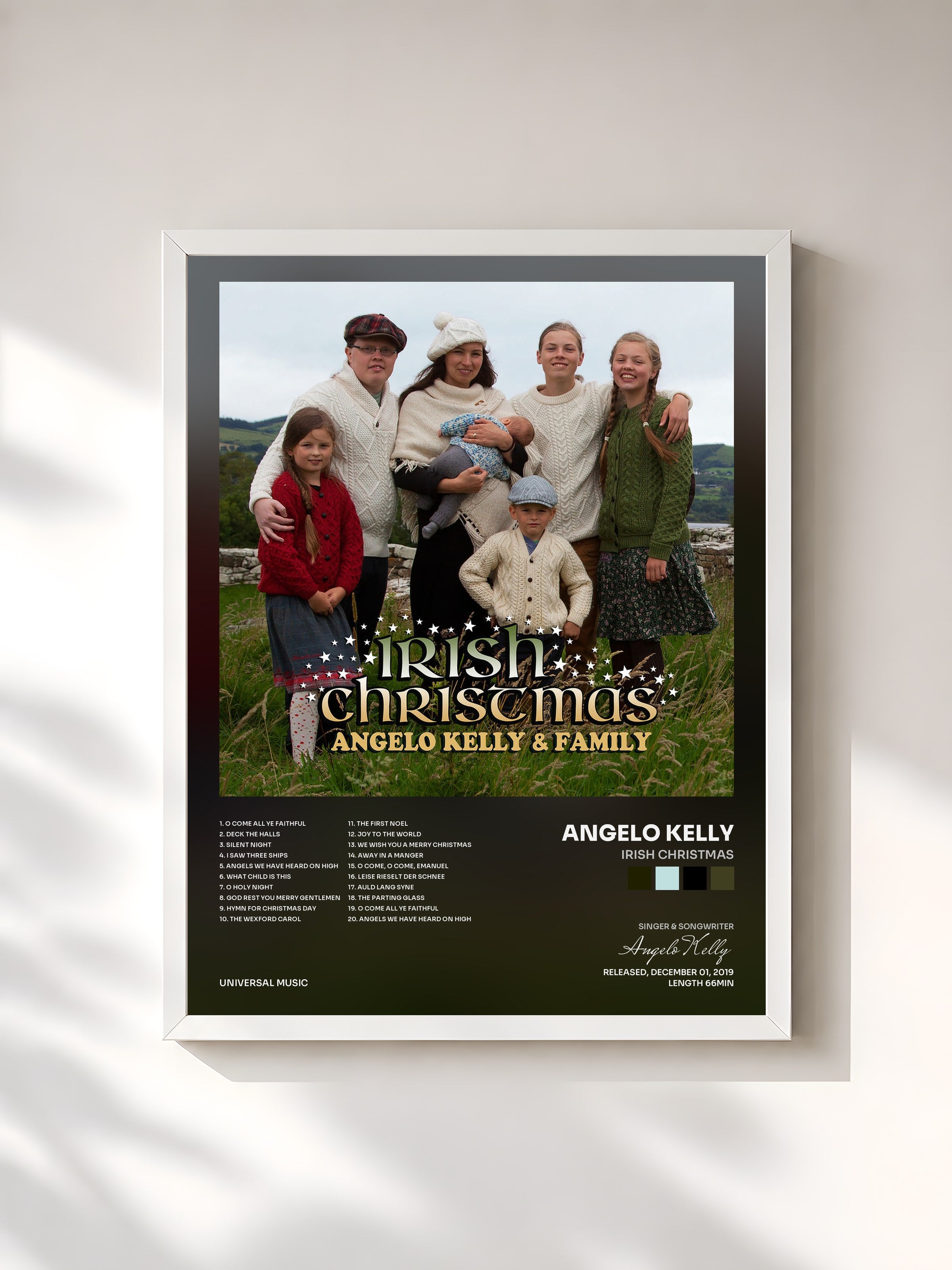 #blanc Tableau de l'album Irish Christmas de Angelo Kelly, cadre blanc, imprimé et encadré en France