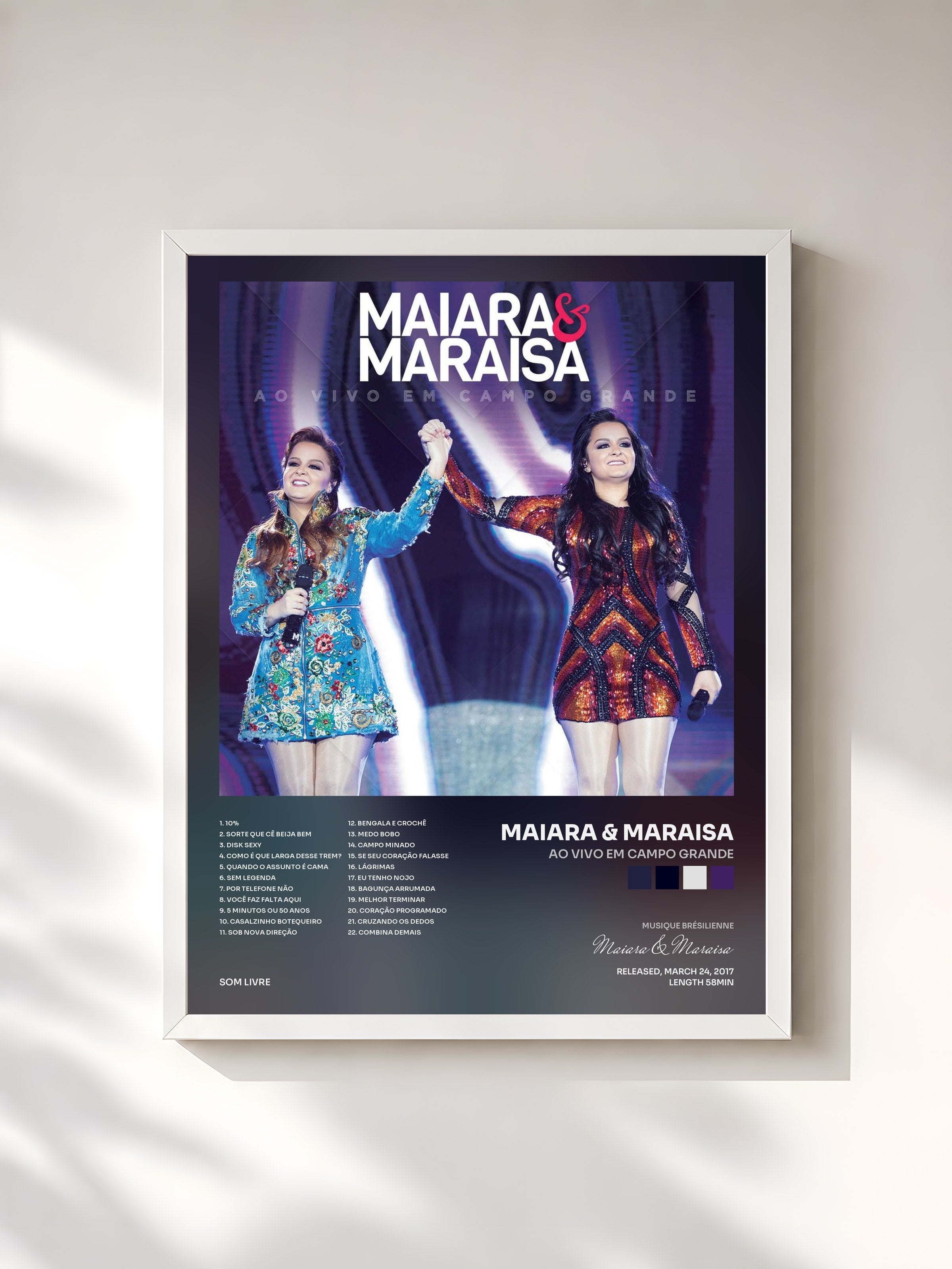 #blanc Tableau de l'album Ao Vivo Em Campo Grande de Maiara & Maraisa, cadre blanc, imprimé et encadré en France