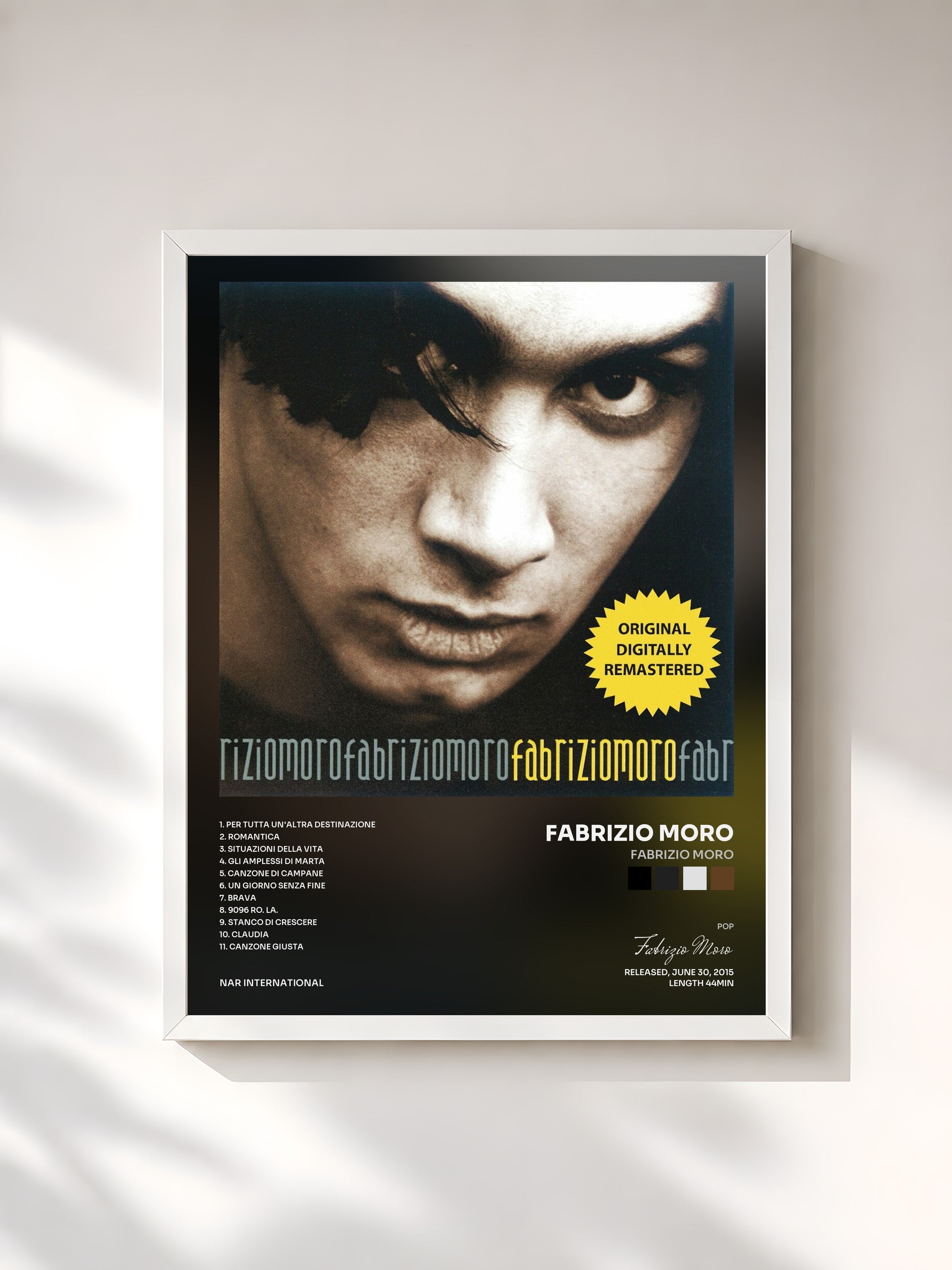 #blanc Tableau de l'album Fabrizio Moro de Fabrizio Moro, cadre blanc, imprimé et encadré en France