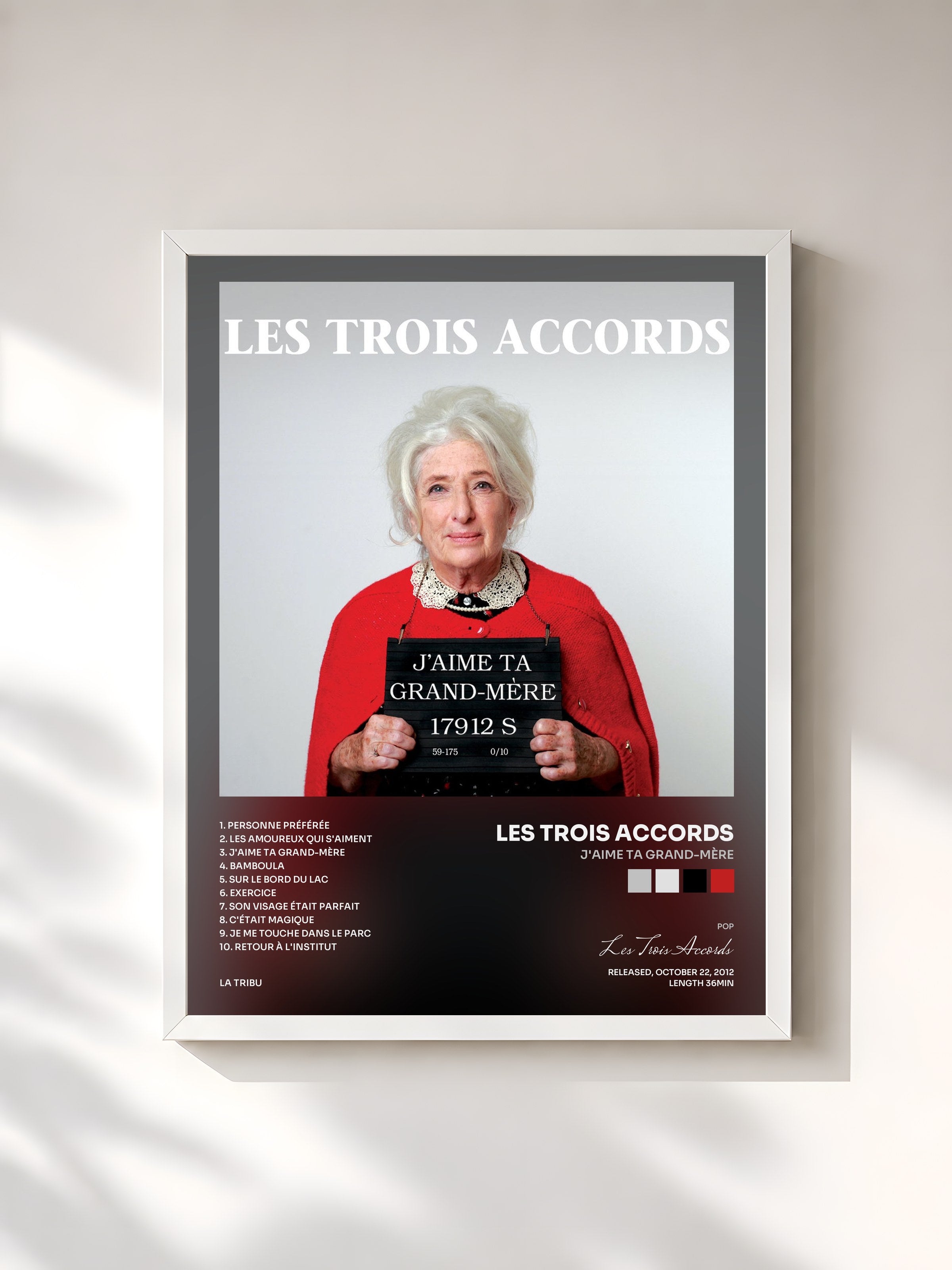 #blanc Tableau de l'album J'aime ta grand-mère de Les Trois Accords, cadre blanc, imprimé et encadré en France